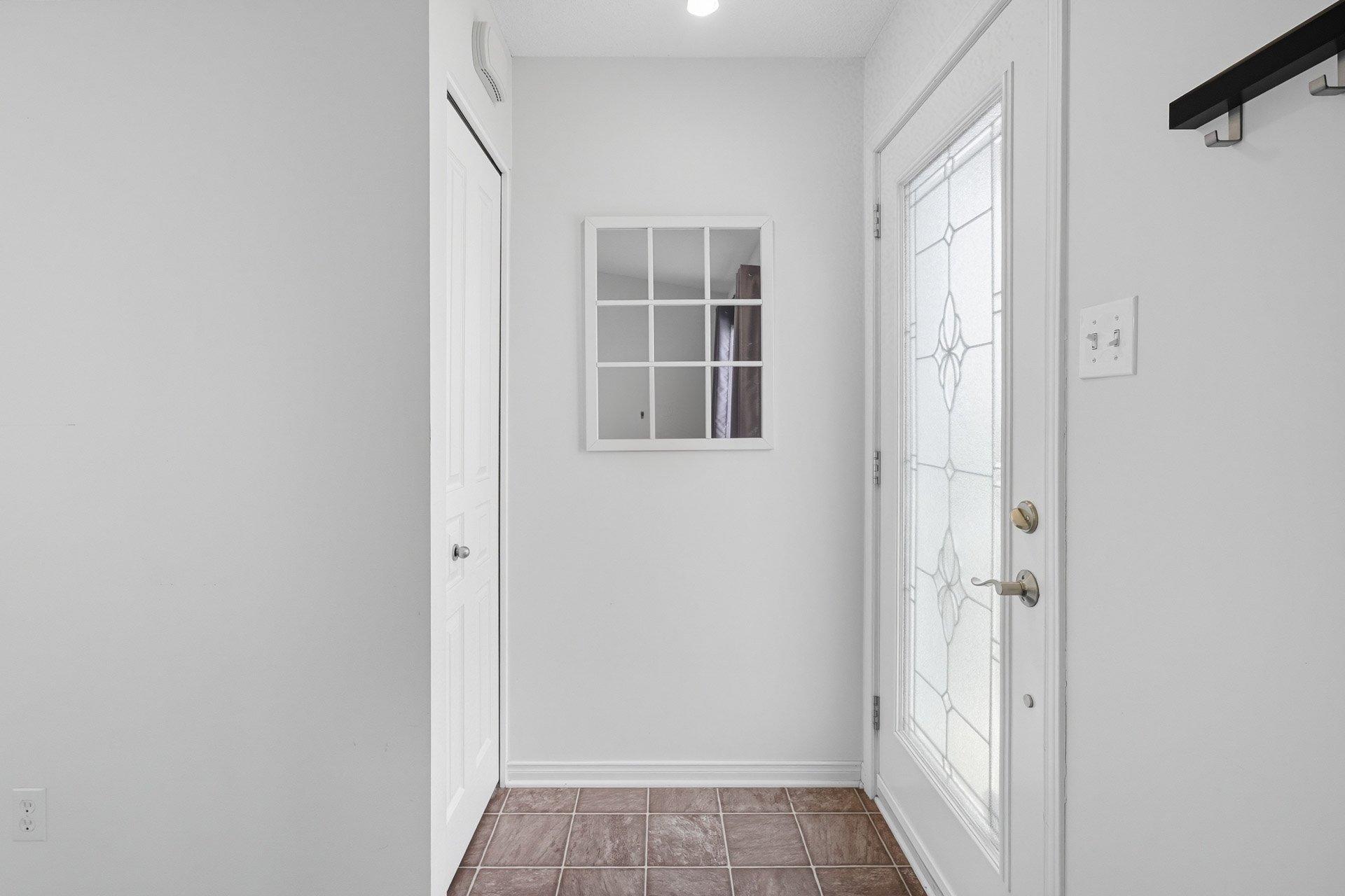 









141


Rue des Balbuzards

,
Gatineau (Masson-Angers),




QC
J8M0A1

