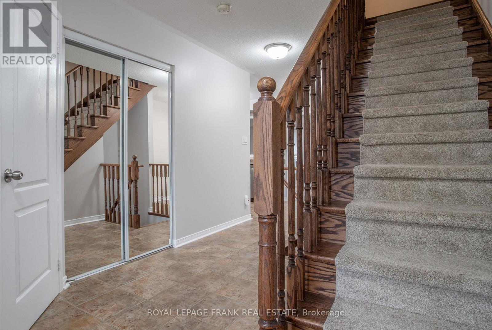 












57 SHREWSBURY DRIVE

,
Whitby (Brooklin),




Ontario
L1M0E2

