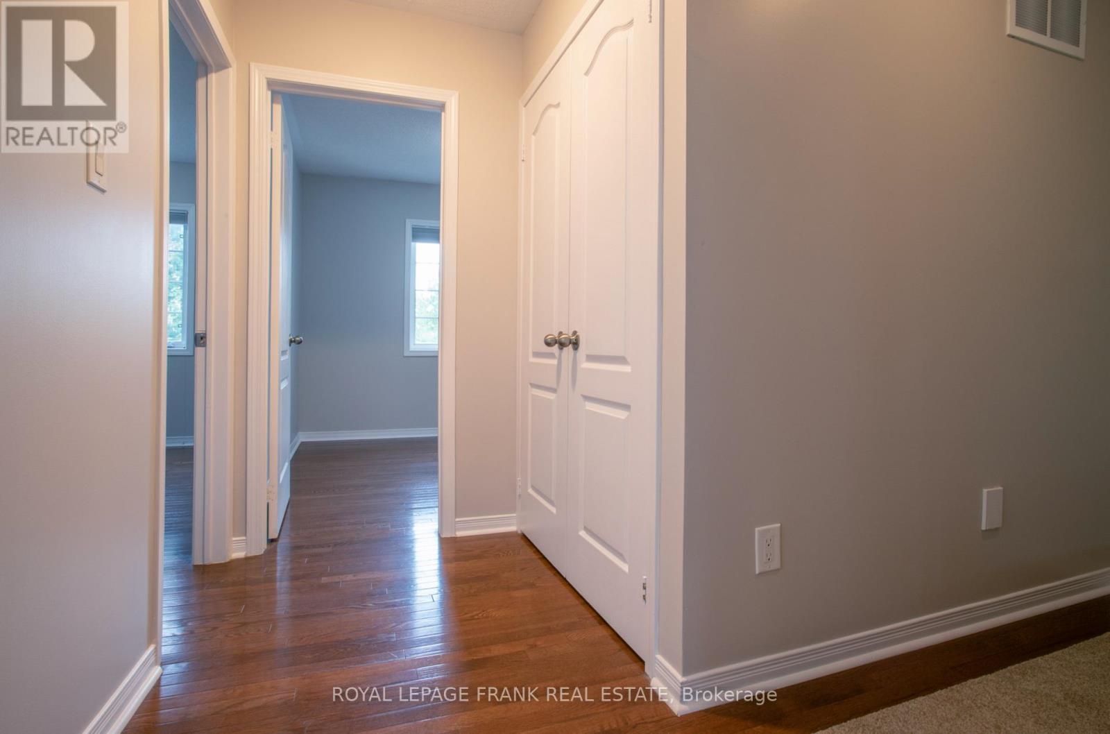 












57 SHREWSBURY DRIVE

,
Whitby (Brooklin),




Ontario
L1M0E2

