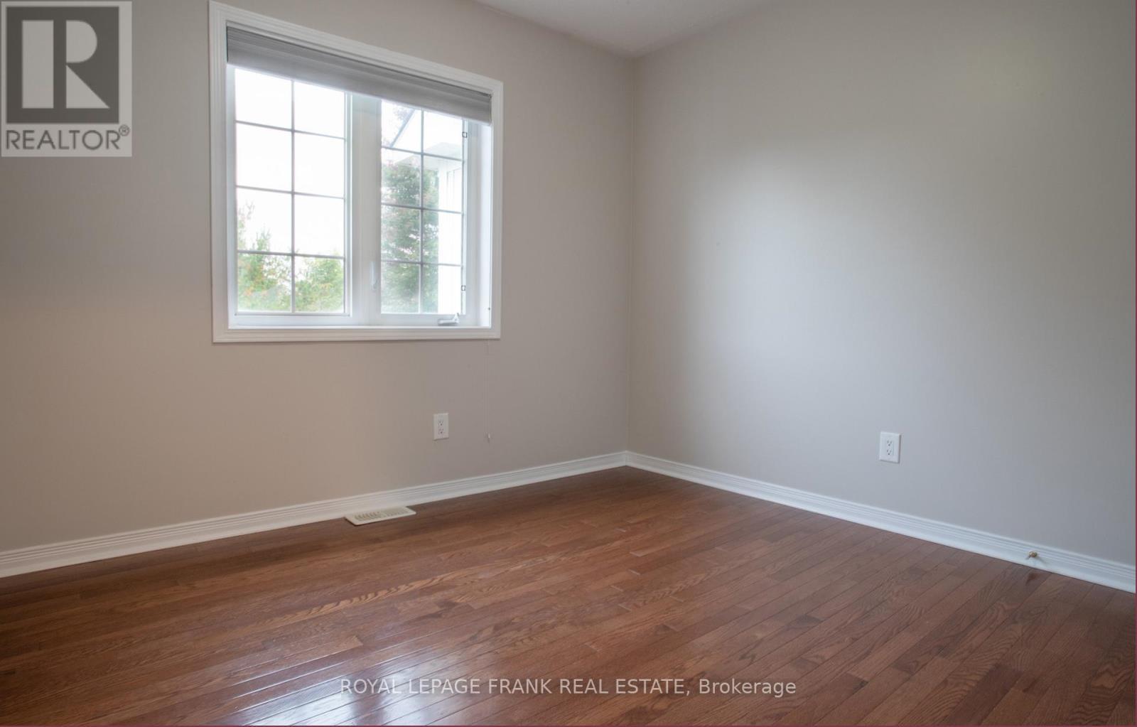 












57 SHREWSBURY DRIVE

,
Whitby (Brooklin),




Ontario
L1M0E2

