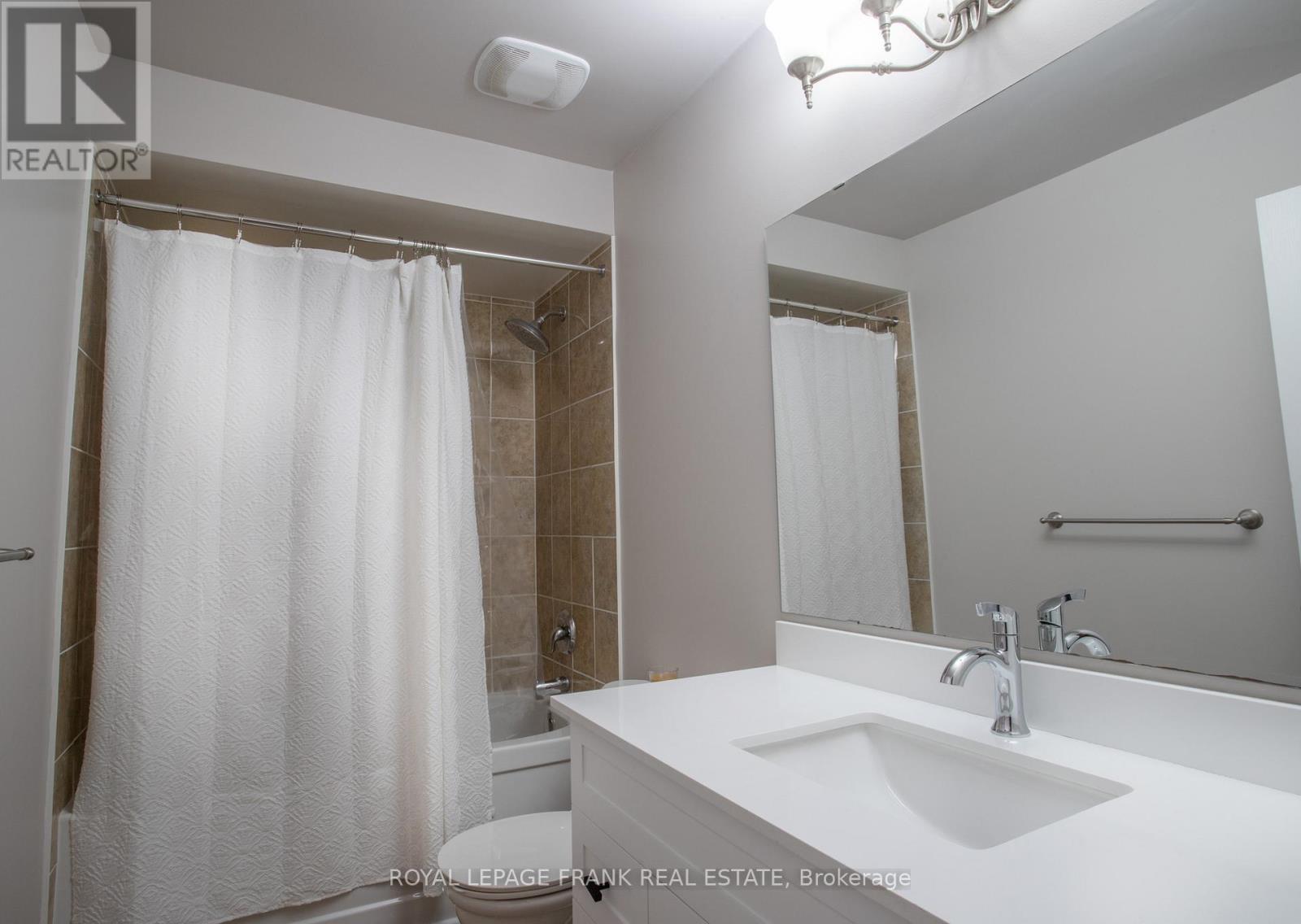 












57 SHREWSBURY DRIVE

,
Whitby (Brooklin),




Ontario
L1M0E2

