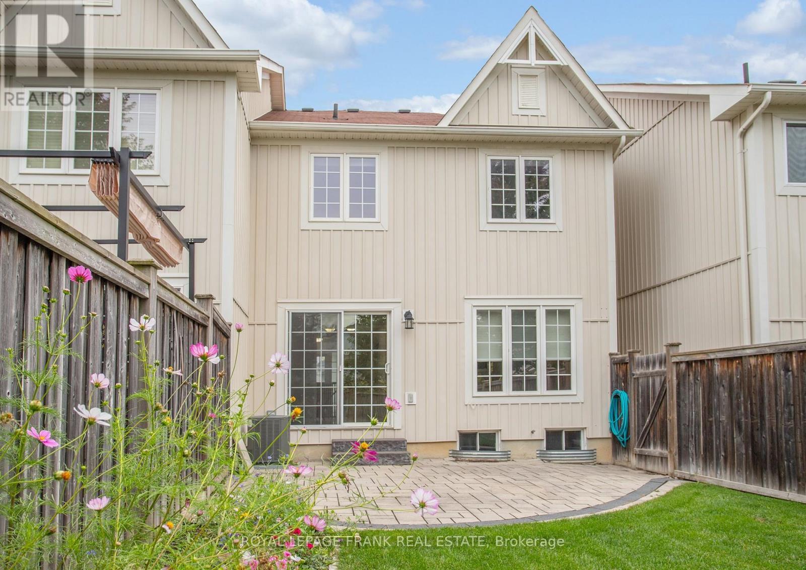 












57 SHREWSBURY DRIVE

,
Whitby (Brooklin),




Ontario
L1M0E2

