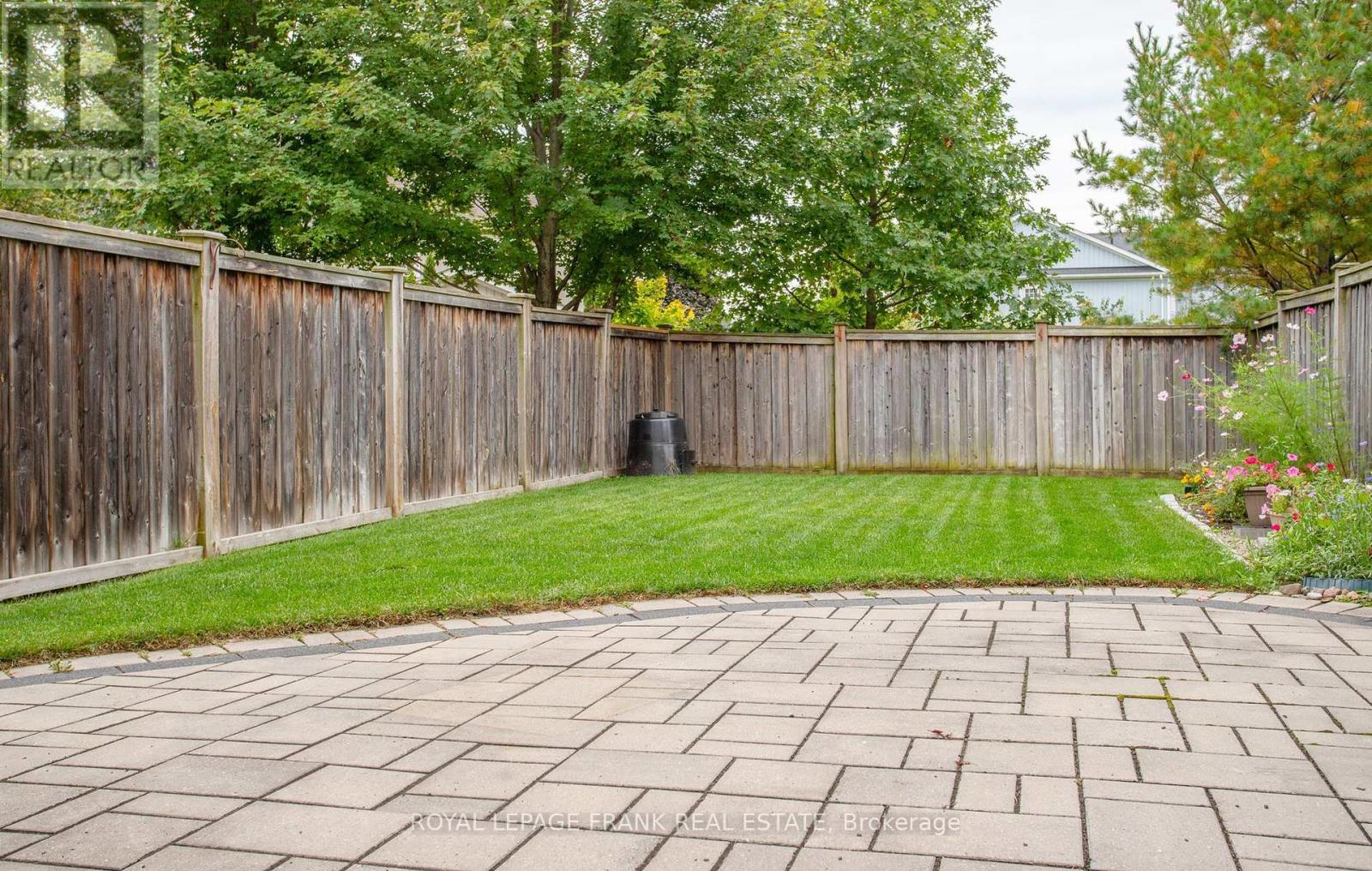 












57 SHREWSBURY DRIVE

,
Whitby (Brooklin),




Ontario
L1M0E2

