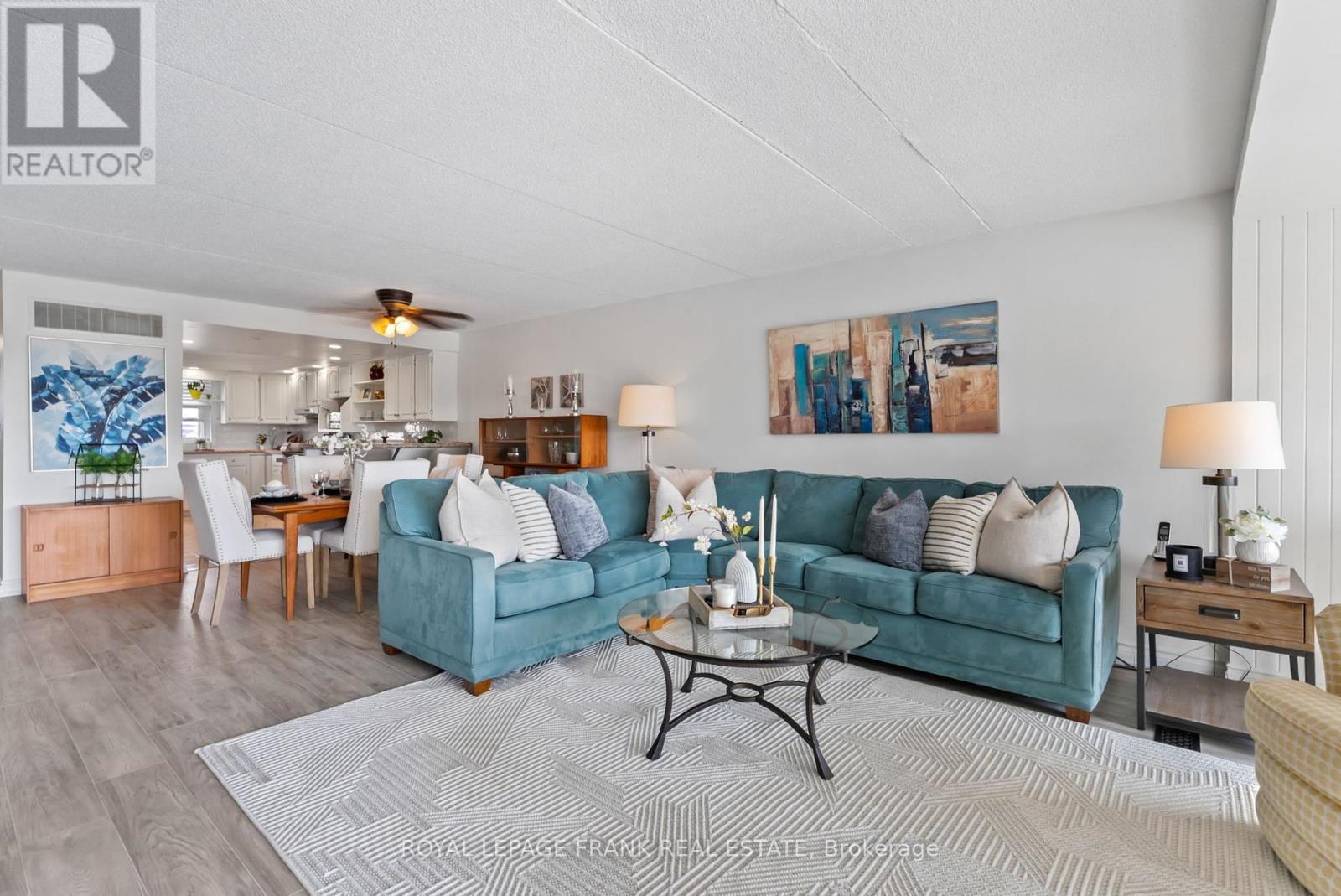 












15 - 120 PORT DARLINGTON ROAD

,
Clarington (Bowmanville),




Ontario
L1C3K3

