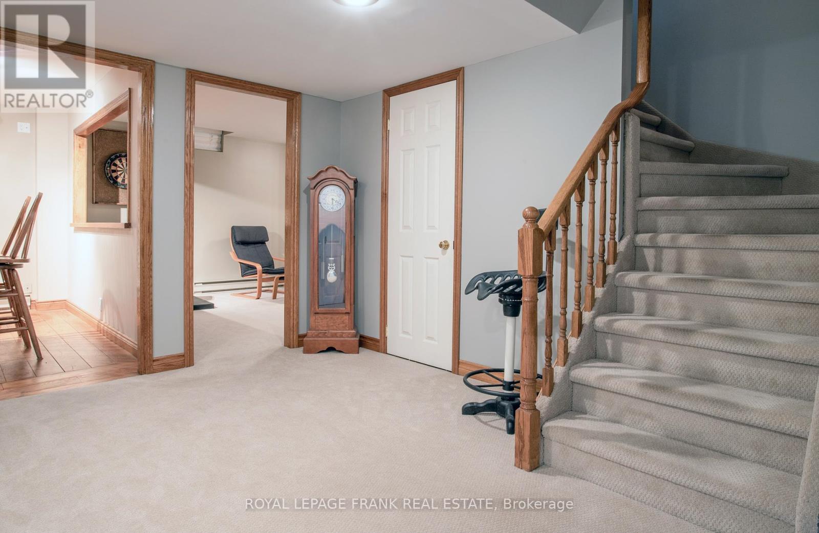 












14 DREWBROOK COURT

,
Whitby (Blue Grass Meadows),




Ontario
L1N8M8


