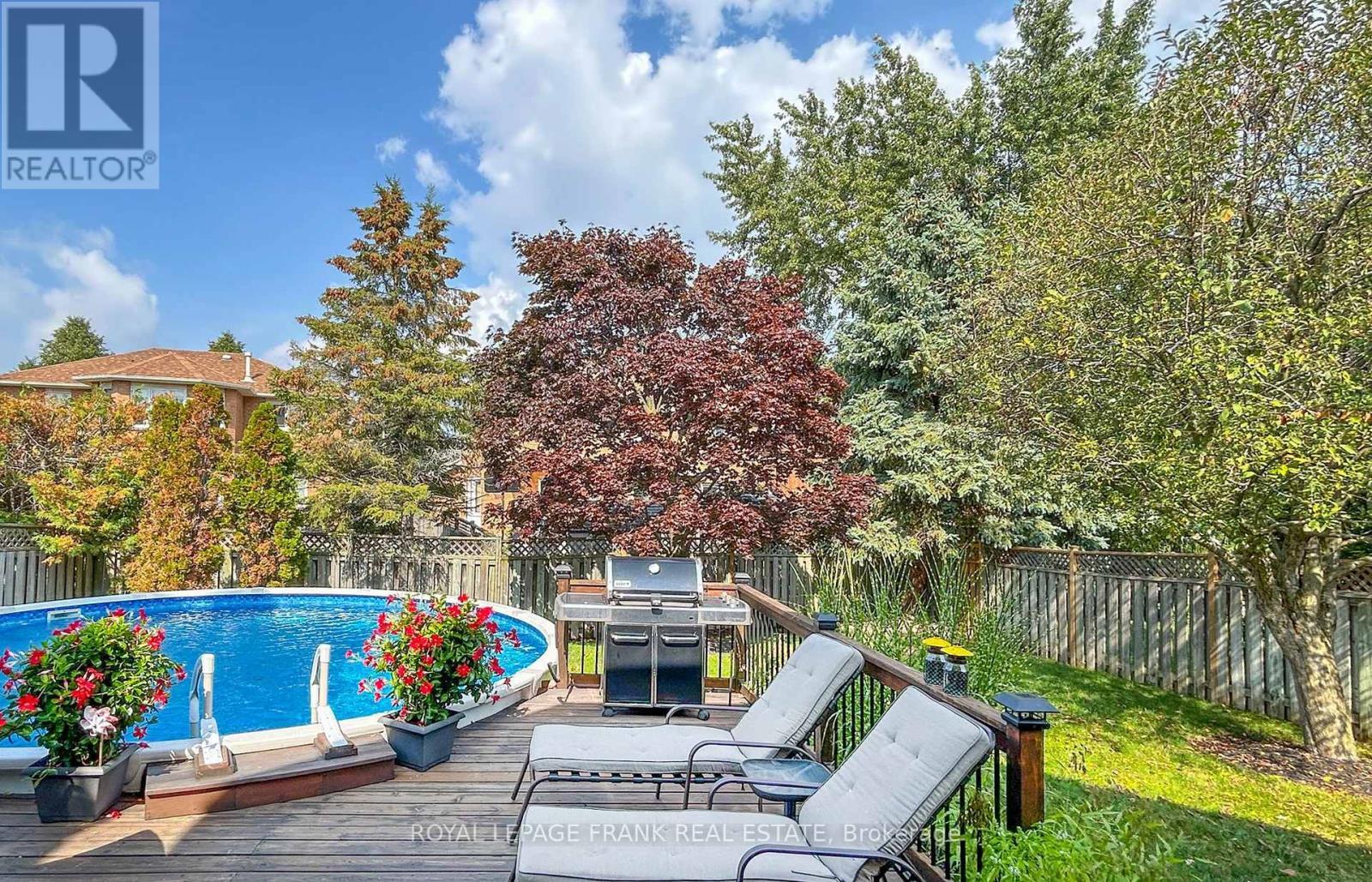 












14 DREWBROOK COURT

,
Whitby (Blue Grass Meadows),




Ontario
L1N8M8

