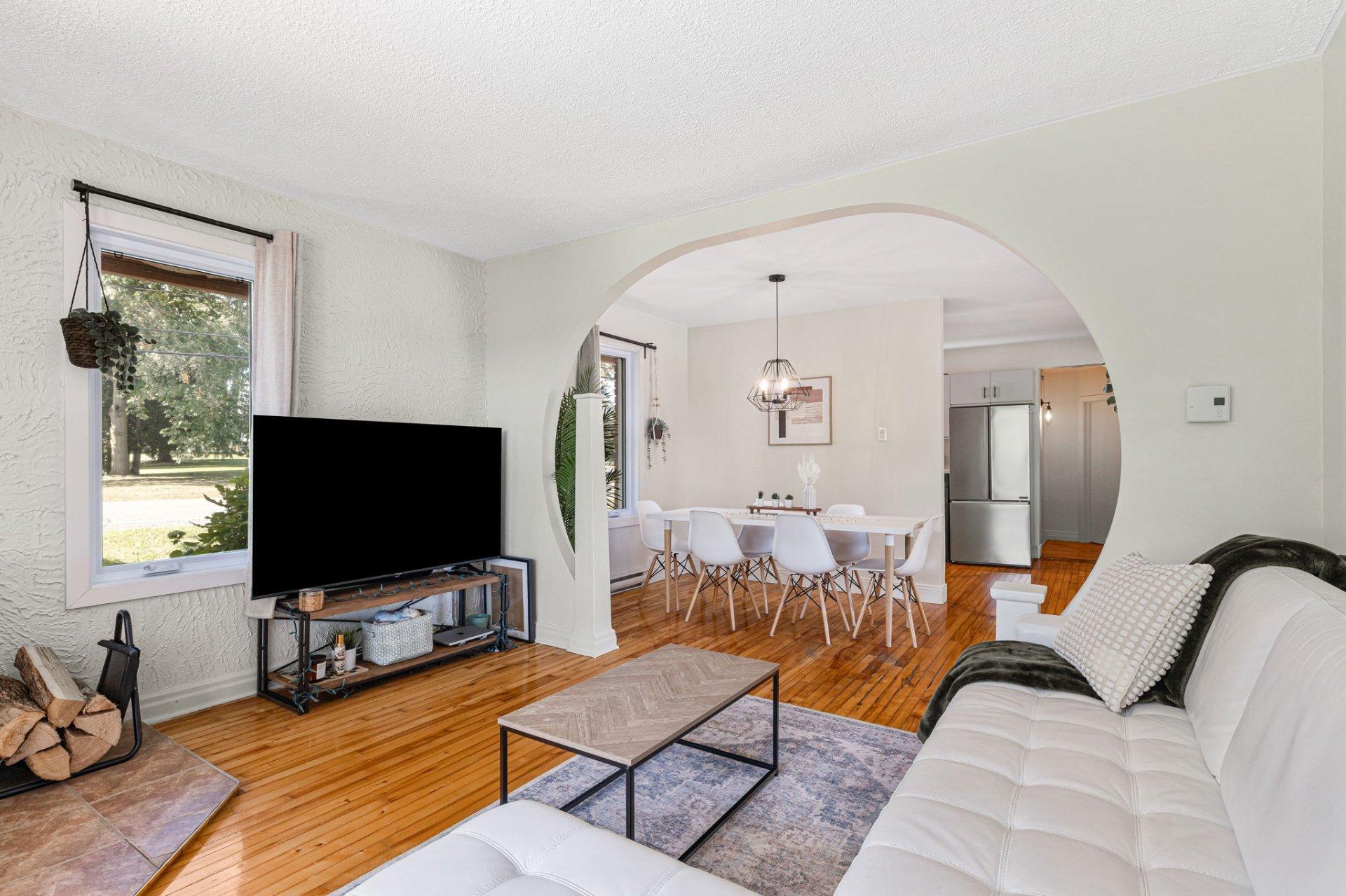 









3395


Ch. Ste-Thérèse

,
Carignan,




QC
J3L7V6

