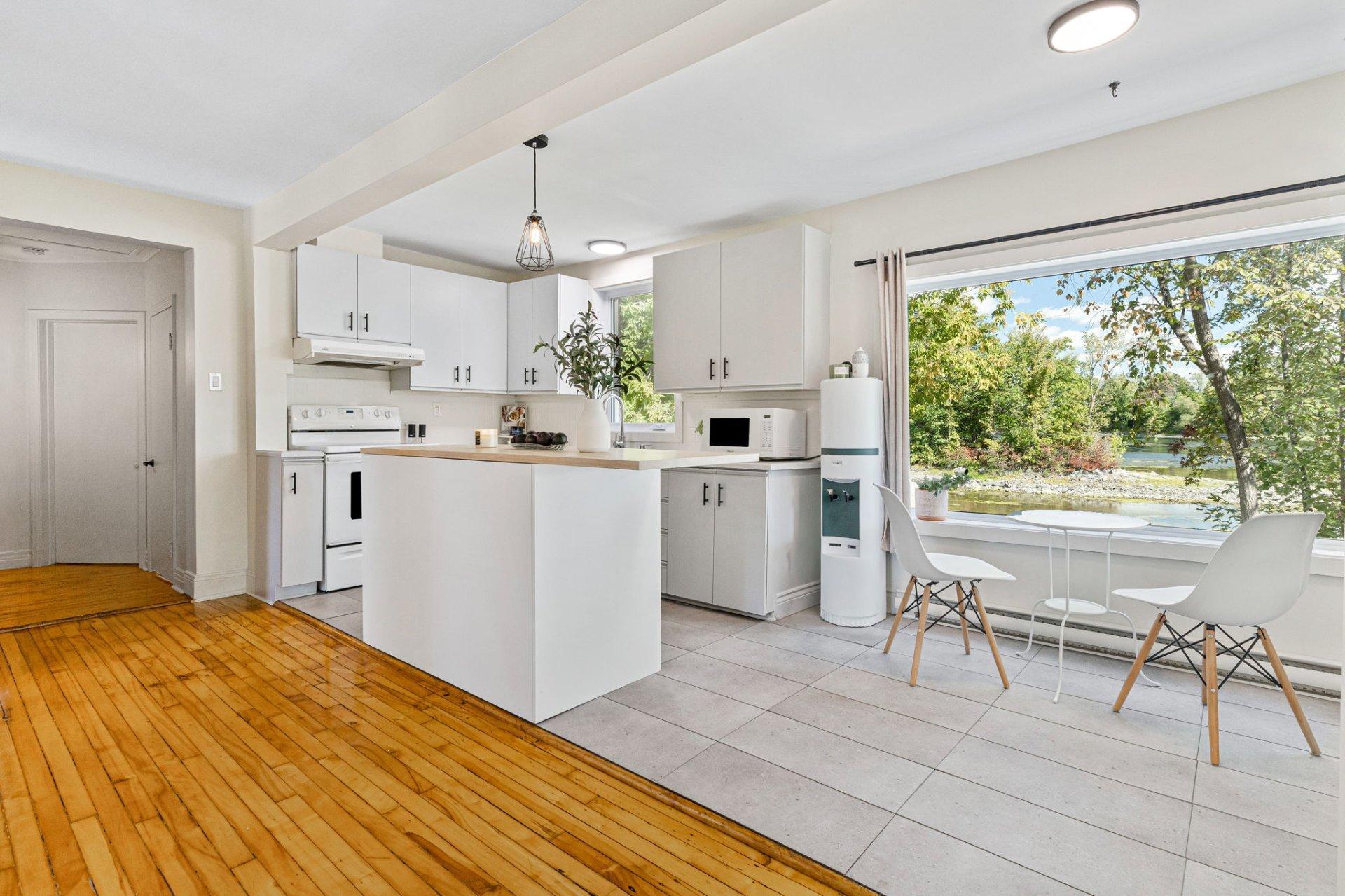 









3395


Ch. Ste-Thérèse

,
Carignan,




QC
J3L7V6

