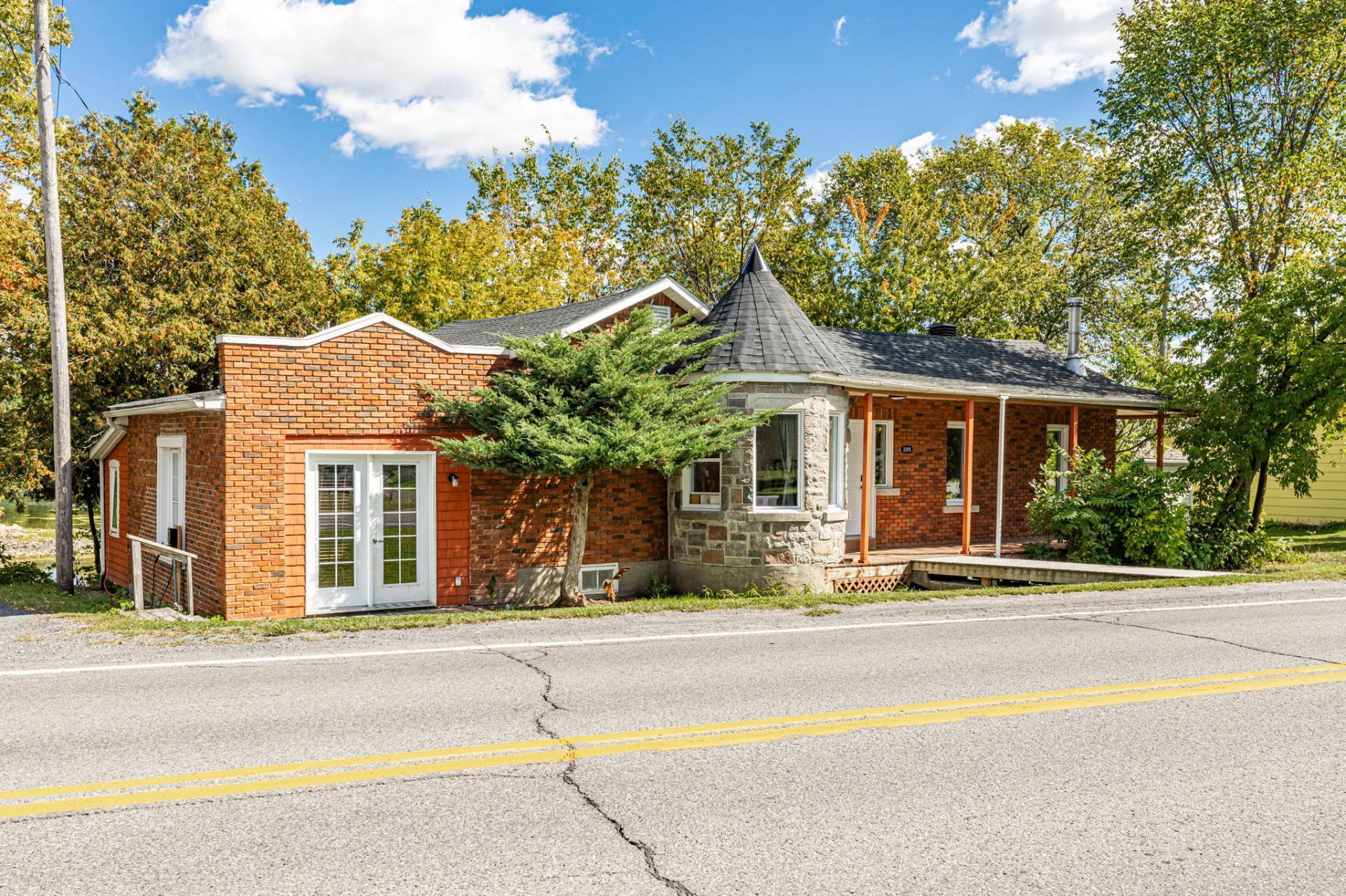 









3395


Ch. Ste-Thérèse

,
Carignan,




QC
J3L7V6

