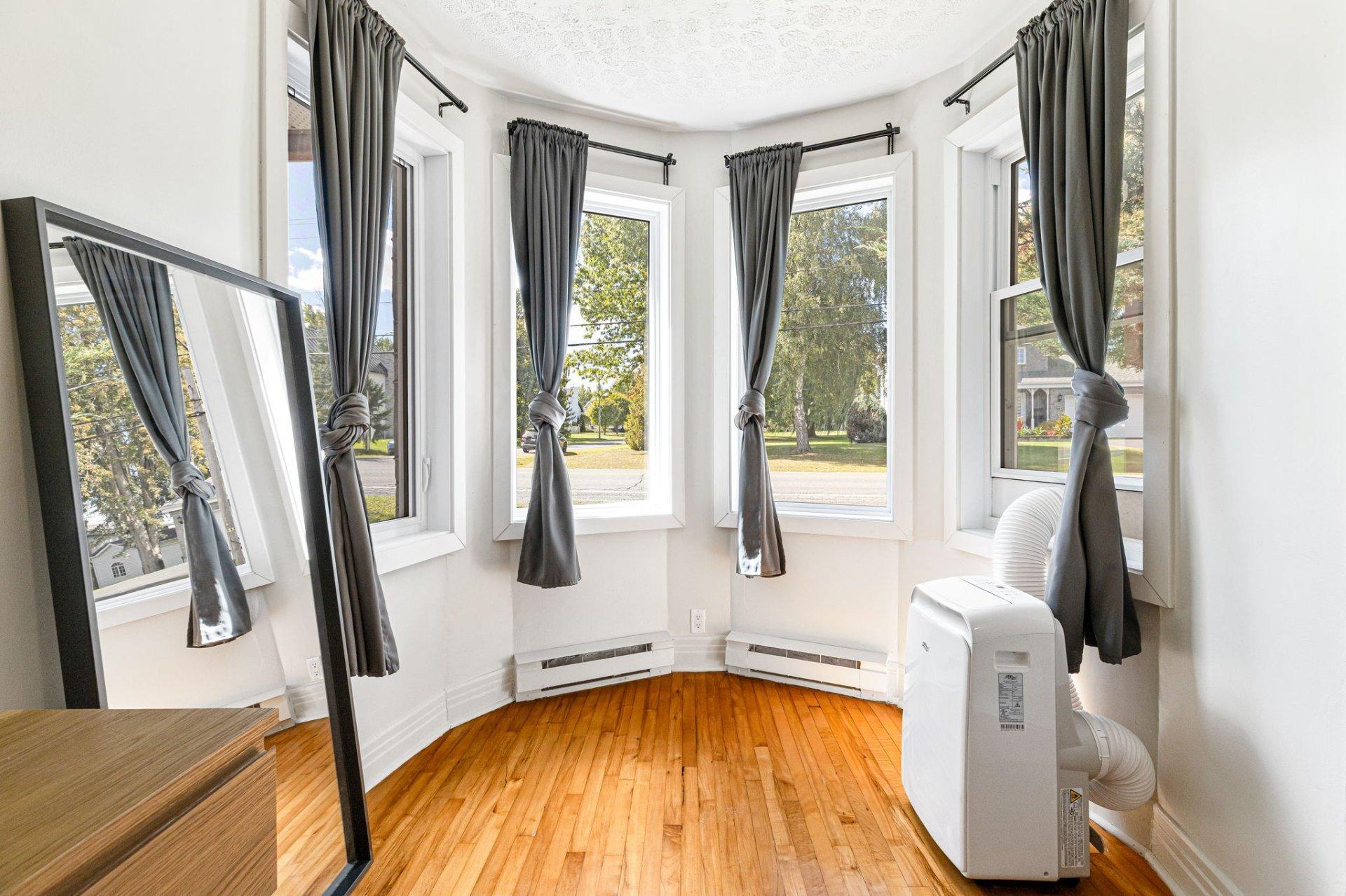 









3395


Ch. Ste-Thérèse

,
Carignan,




QC
J3L7V6

