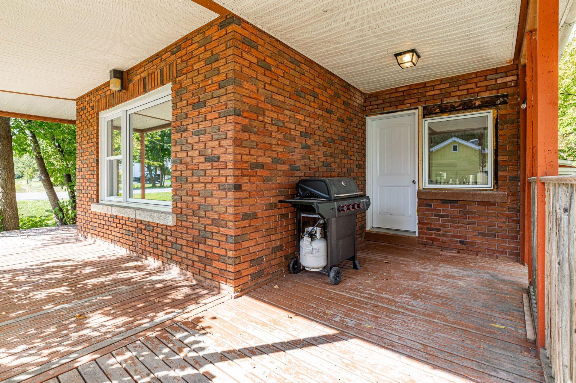 









3395


Ch. Ste-Thérèse

,
Carignan,




QC
J3L7V6

