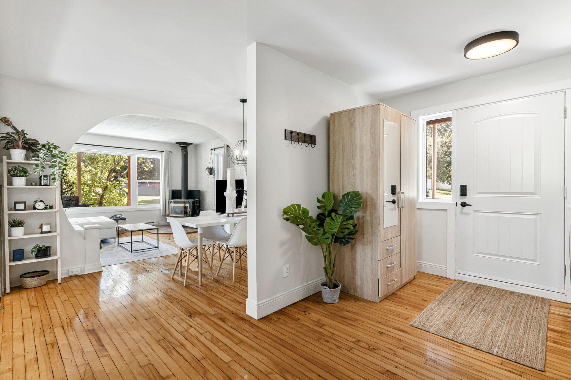 









3395


Ch. Ste-Thérèse

,
Carignan,




QC
J3L7V6

