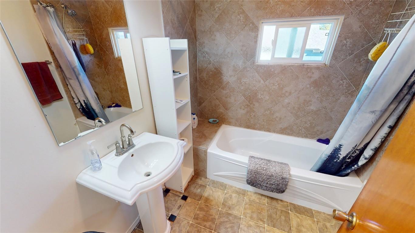 









214


7th

Avenue,
Cranbrook,




BC
V1C 2J5

