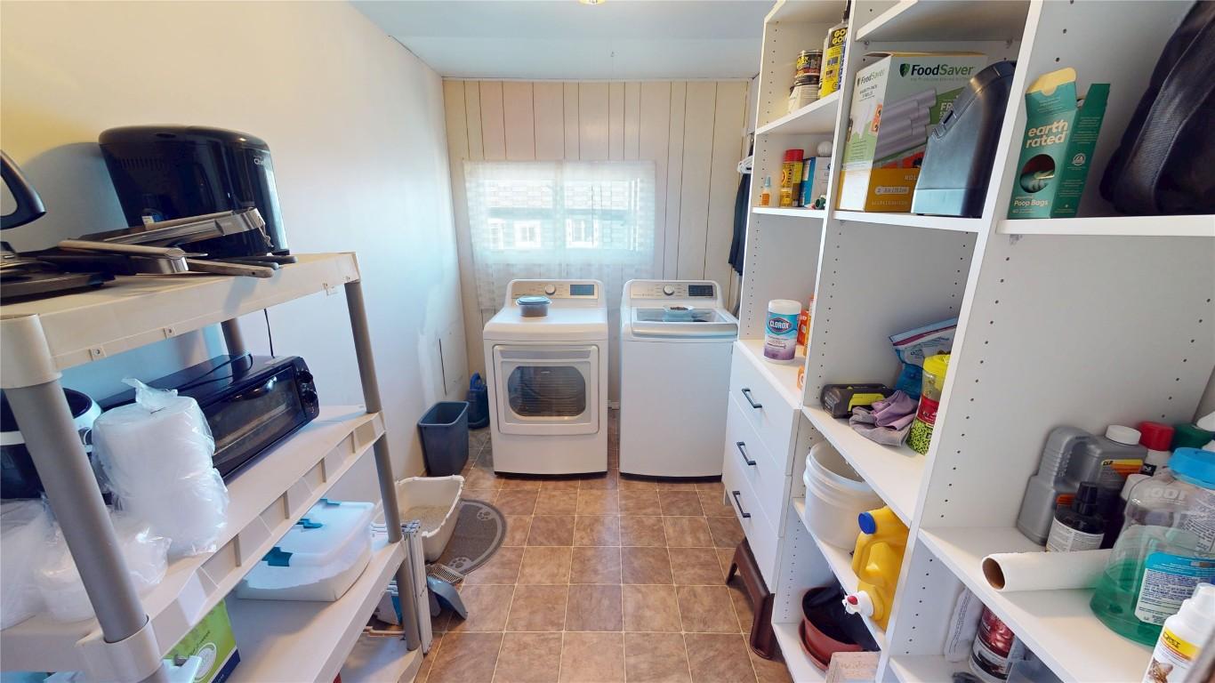 









214


7th

Avenue,
Cranbrook,




BC
V1C 2J5

