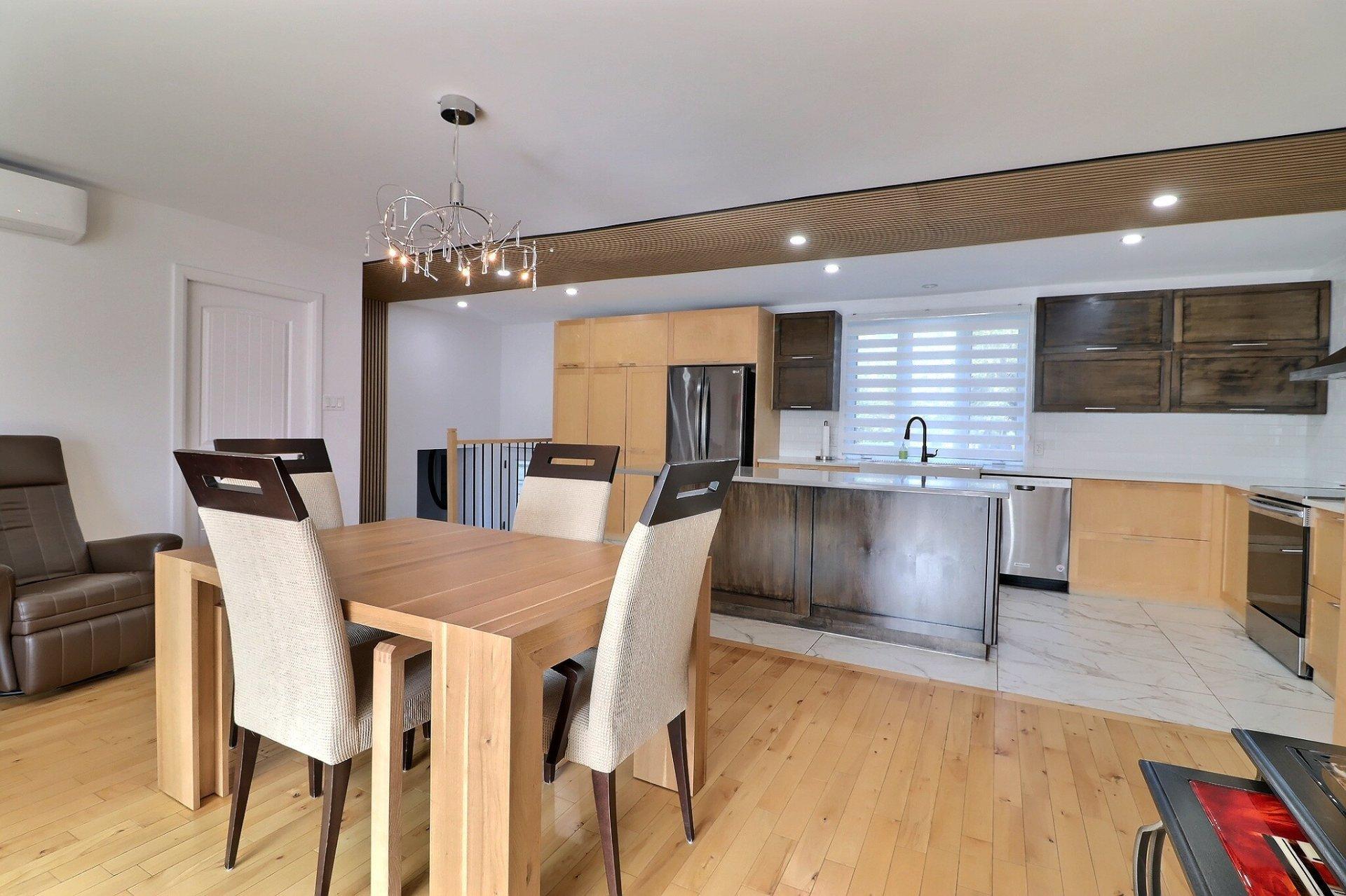 









169

 - 171


Av. des Sablonnières

,
Québec (Beauport),




QC
G1B1C2

