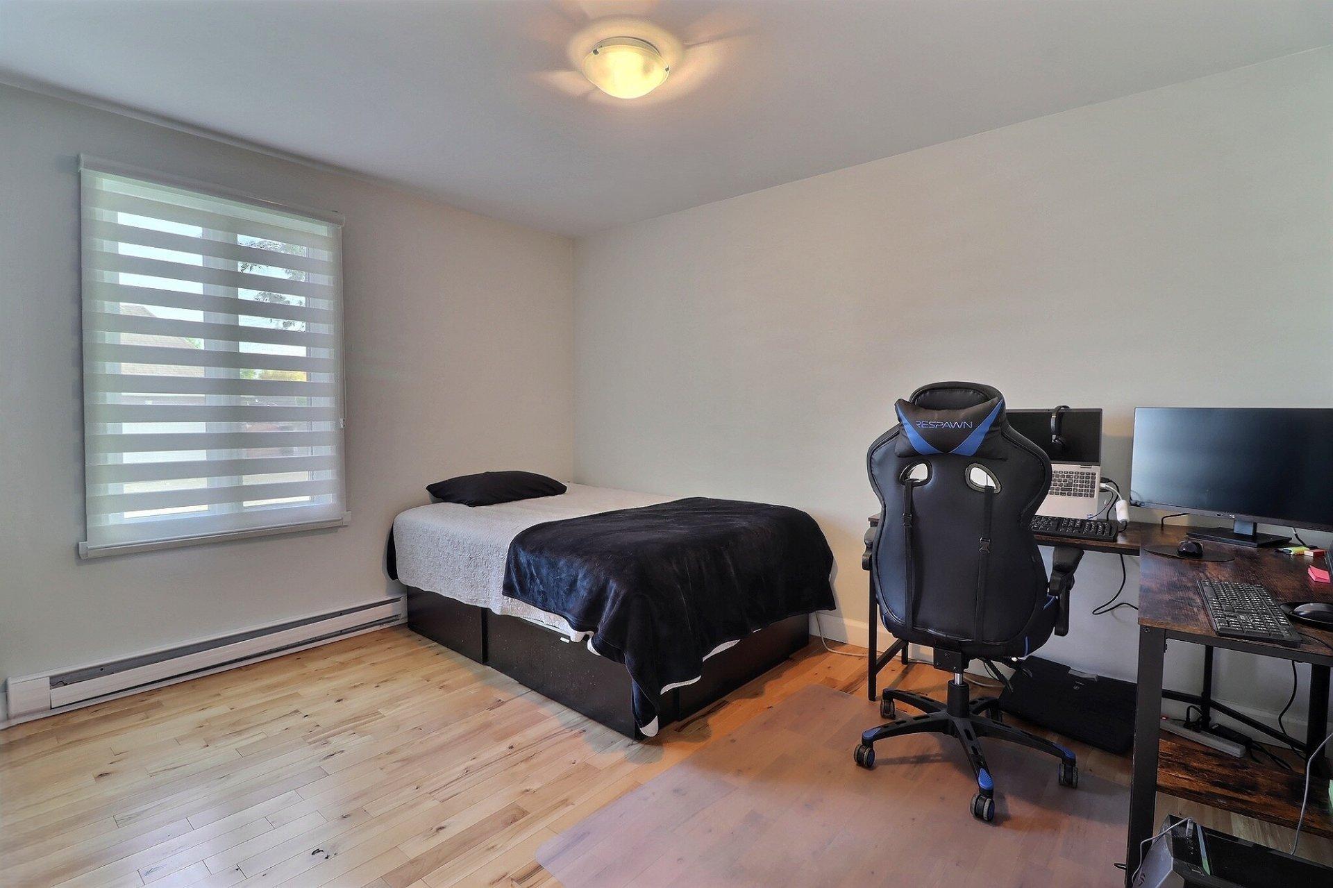 









169

 - 171


Av. des Sablonnières

,
Québec (Beauport),




QC
G1B1C2


