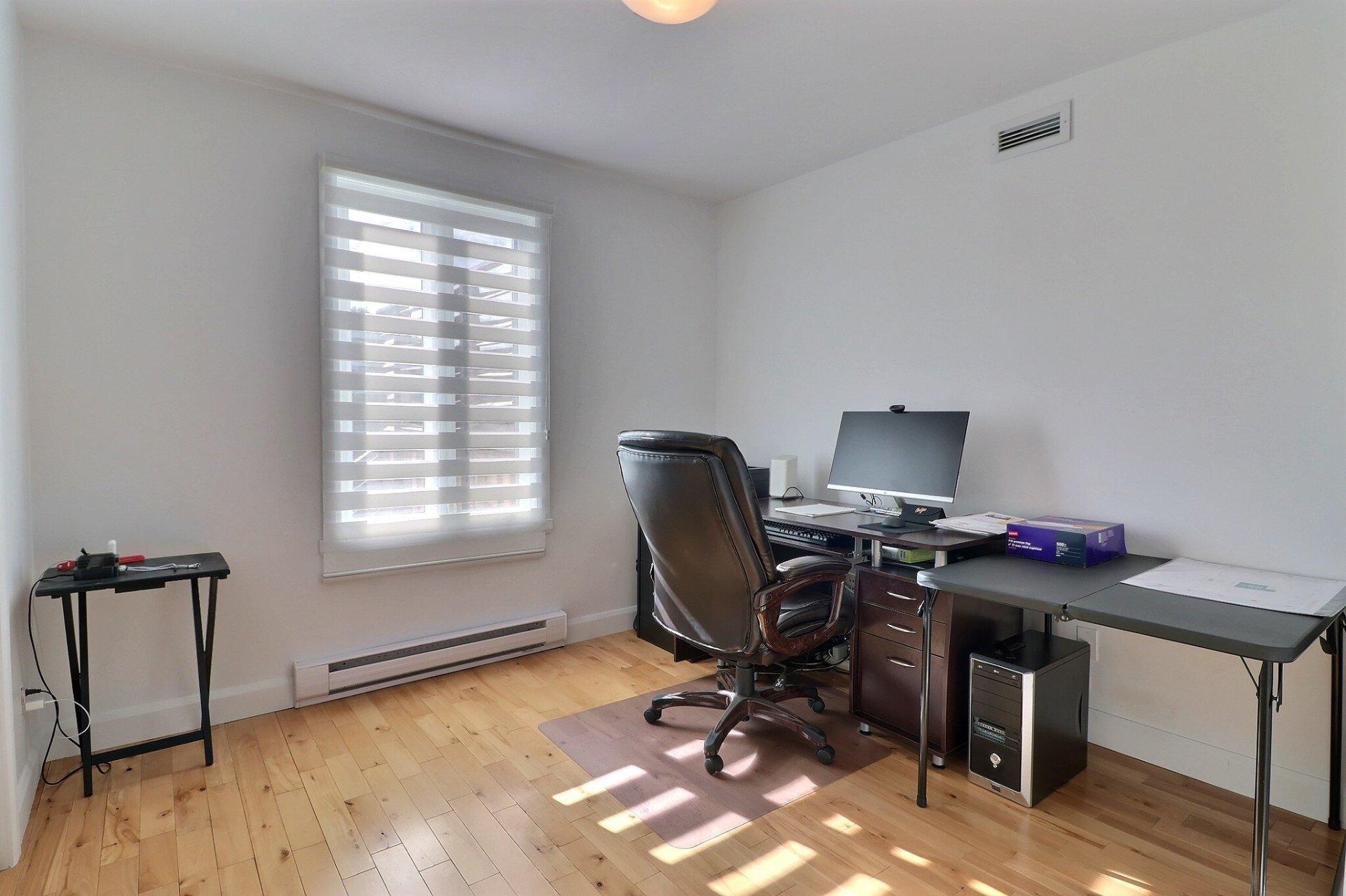 









169

 - 171


Av. des Sablonnières

,
Québec (Beauport),




QC
G1B1C2

