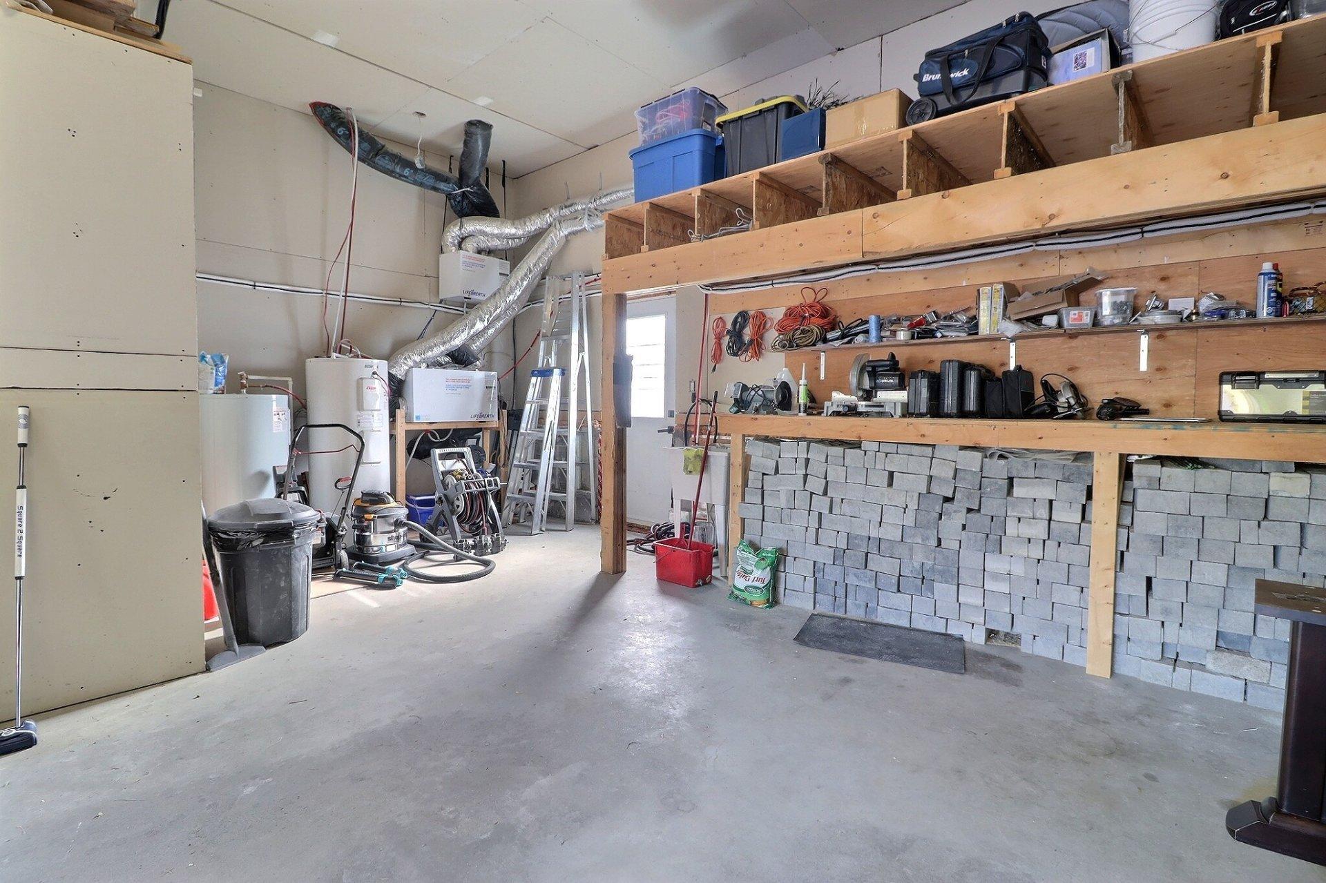 









169

 - 171


Av. des Sablonnières

,
Québec (Beauport),




QC
G1B1C2

