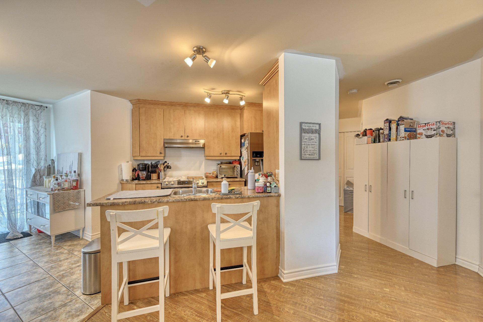 









2006

 - 2010


Rue Madame-Magnan

,
Deux-Montagnes,




QC
J7R1H8

