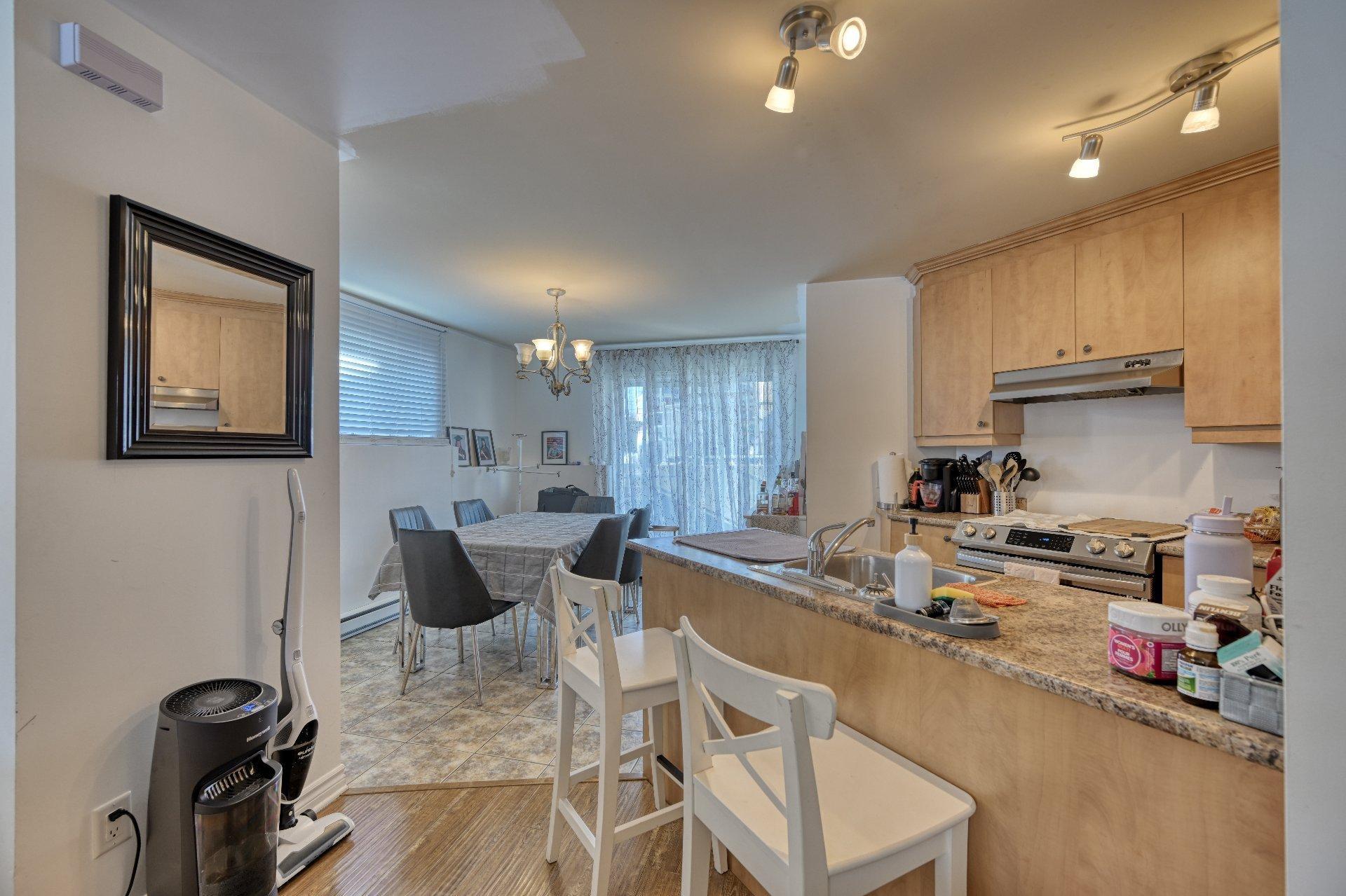 









2006

 - 2010


Rue Madame-Magnan

,
Deux-Montagnes,




QC
J7R1H8

