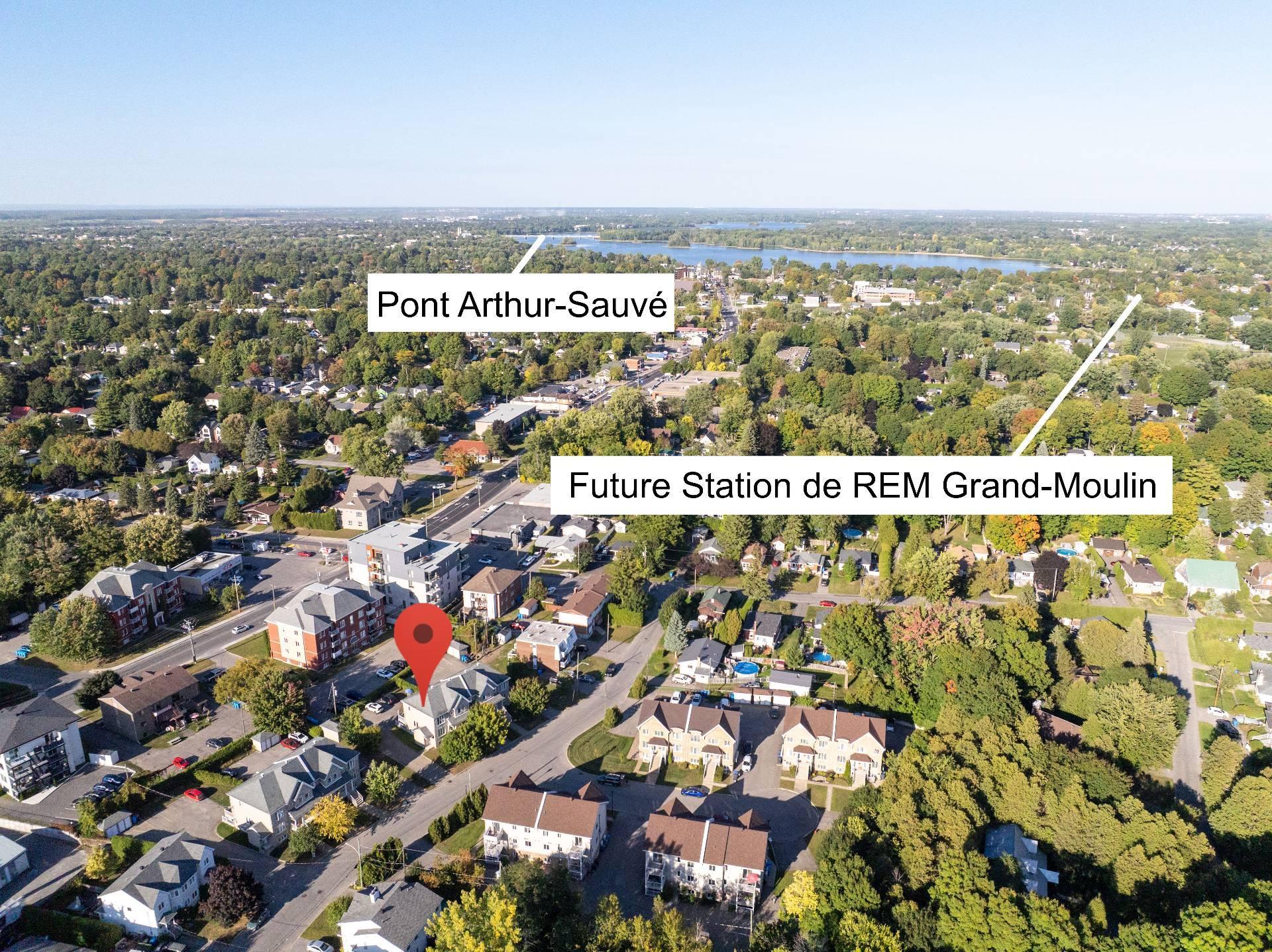 









2006

 - 2010


Rue Madame-Magnan

,
Deux-Montagnes,




QC
J7R1H8

