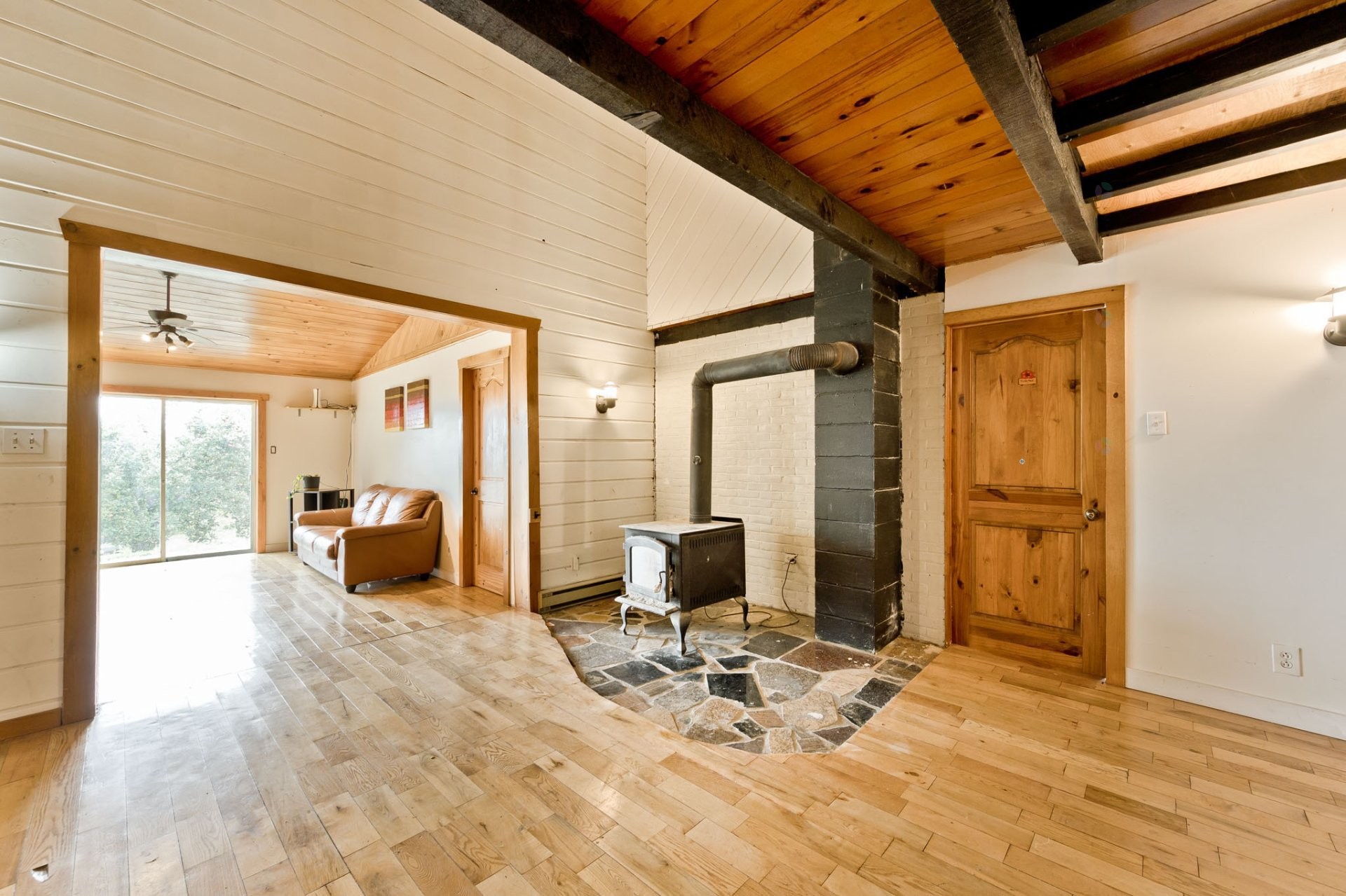 









1000


10e Rang

,
Saint-Herménégilde,




QC
J0B2W0

