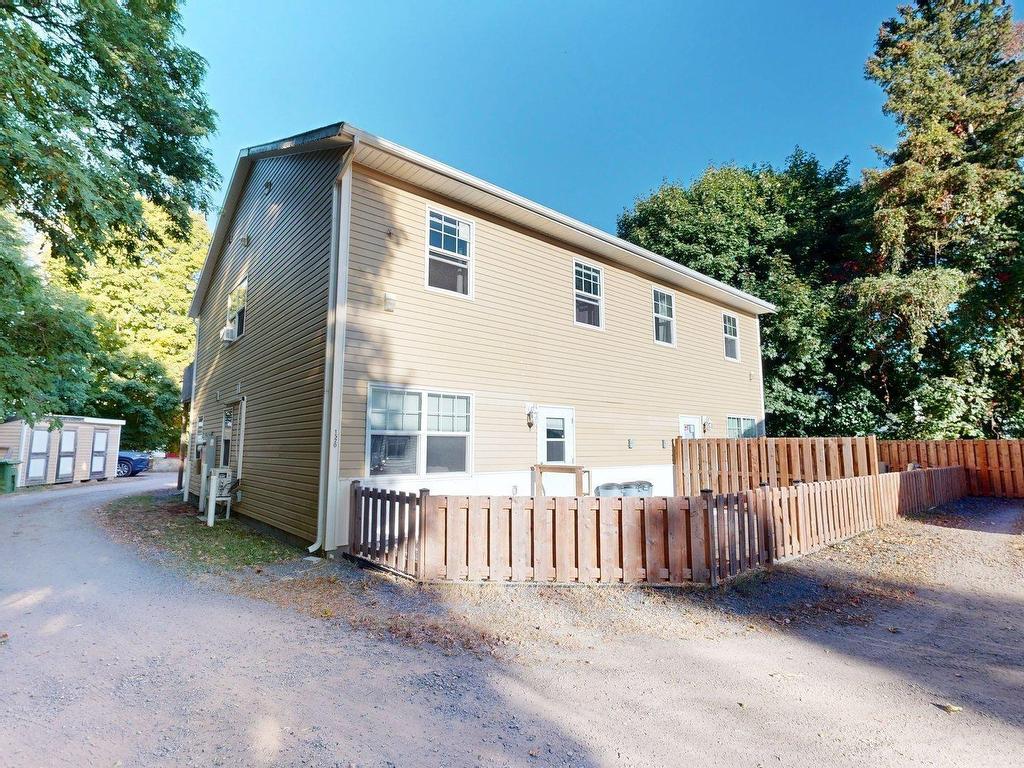 












1518/1520 Bridge Street

,
Kingston,




NS
B0P 1R0

