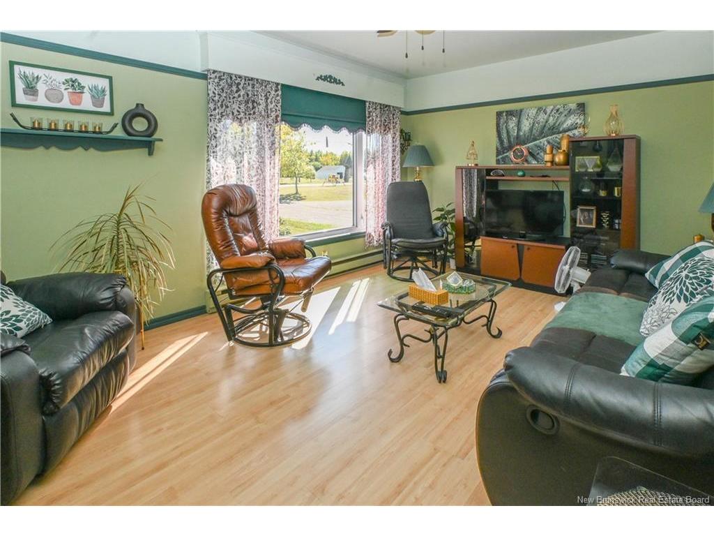 









908


Saint-Joseph

BLVD,
Saint-Léolin,




NB
E8N 2P8

