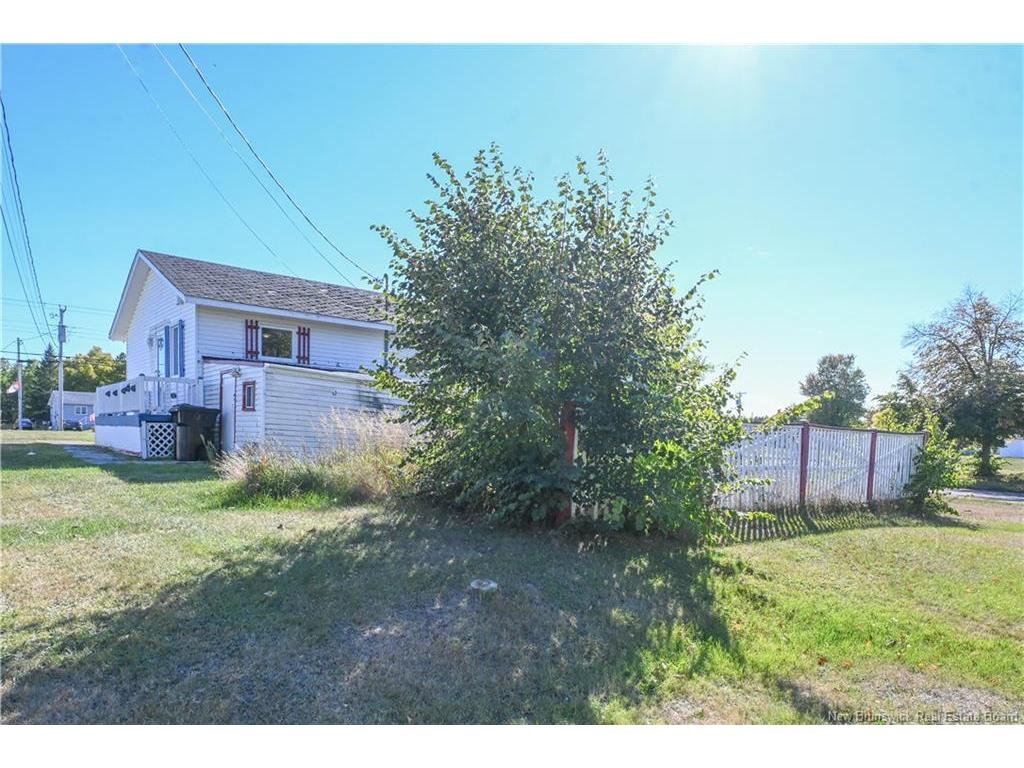 









908


Saint-Joseph

BLVD,
Saint-Léolin,




NB
E8N 2P8

