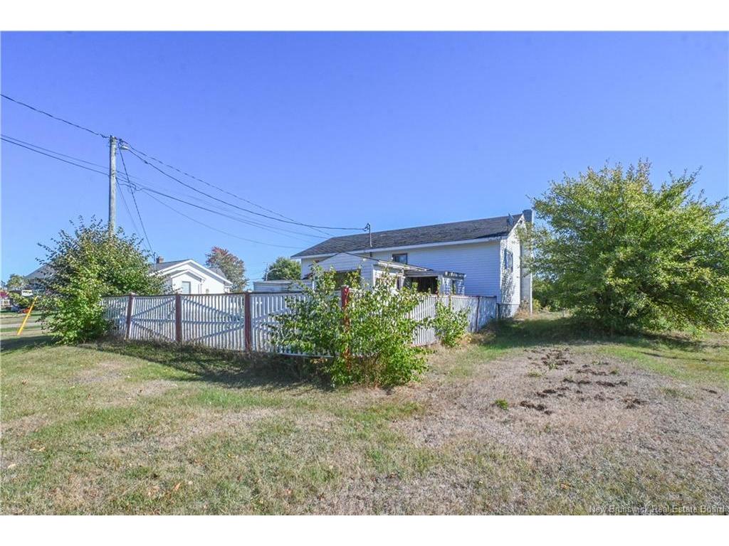 









908


Saint-Joseph

BLVD,
Saint-Léolin,




NB
E8N 2P8

