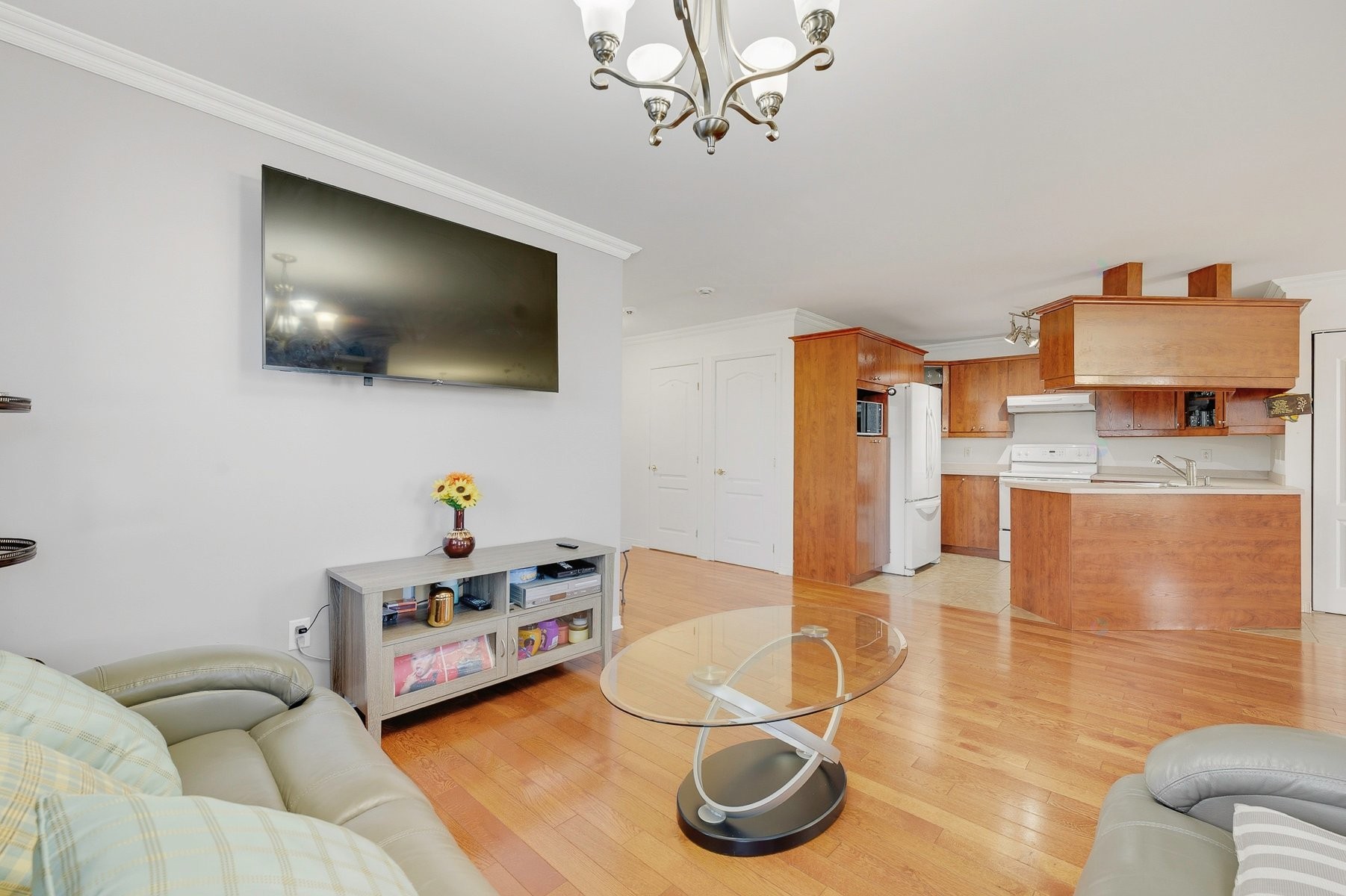 









2270


Rue Isaac-Jogues

, 301,
Saint-Jérôme,




QC
J7Y0A2

