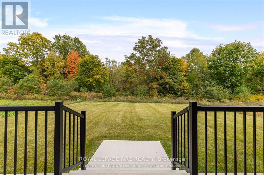 












1129 BALFOUR STREET

,
Pelham (Fenwick),




Ontario
L0S1C0

