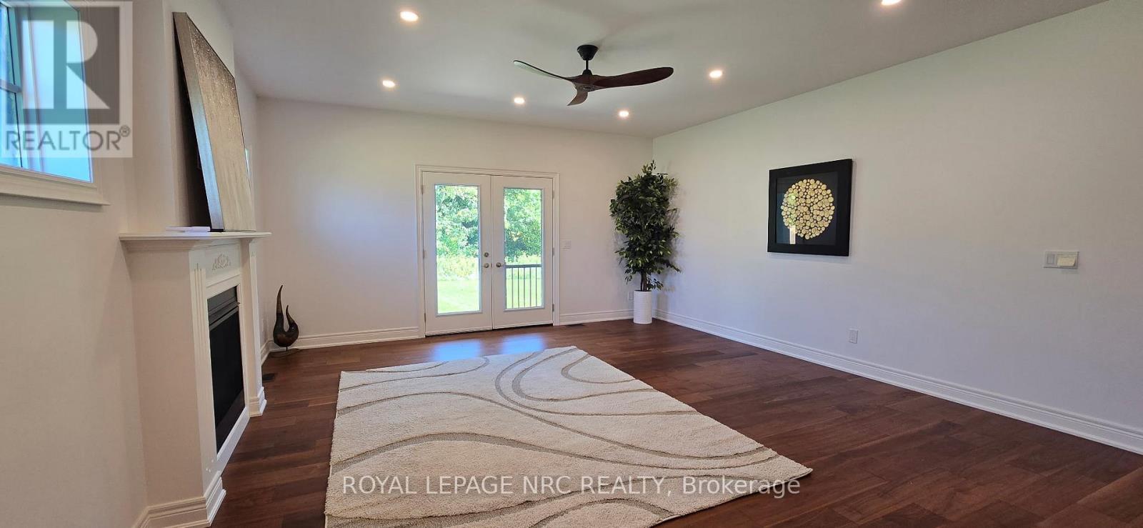 












1129 BALFOUR STREET

,
Pelham (Fenwick),




Ontario
L0S1C0

