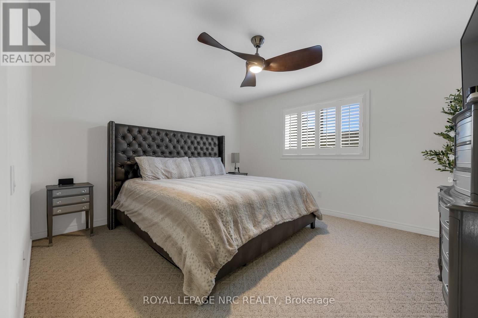 












10 MONTROSE STREET

,
St. Catharines (Rykert/Vansickle),




Ontario
L2S4A7

