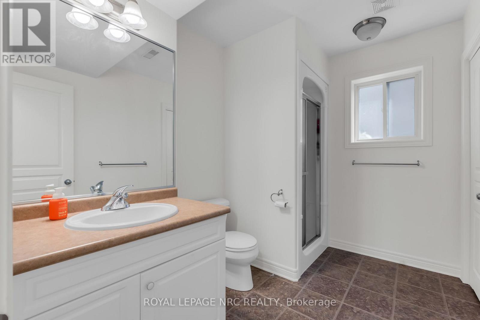 












10 MONTROSE STREET

,
St. Catharines (Rykert/Vansickle),




Ontario
L2S4A7

