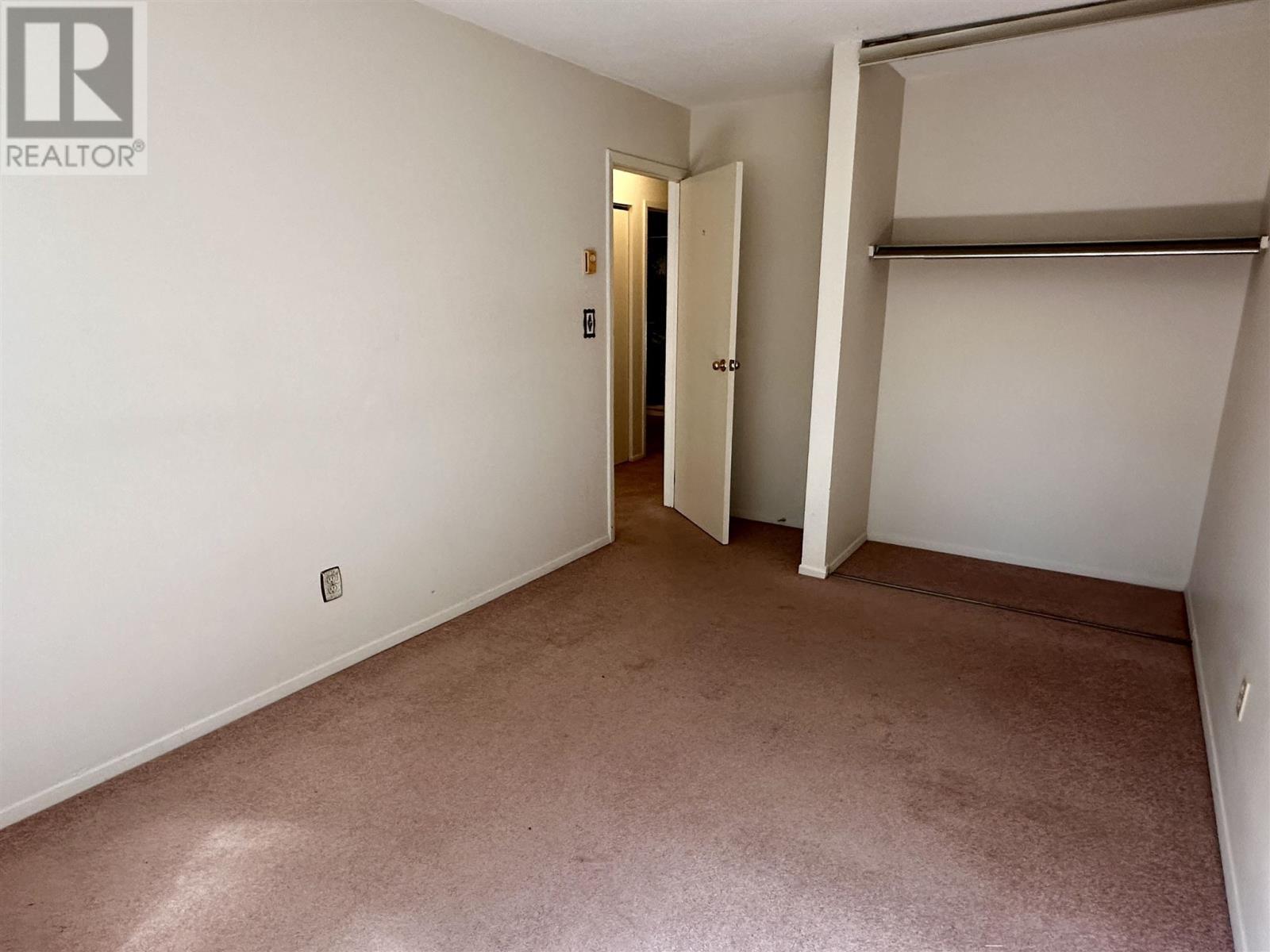 












38 Beckett BLVD

,
Elliot Lake,




Ontario
P5A3P7

