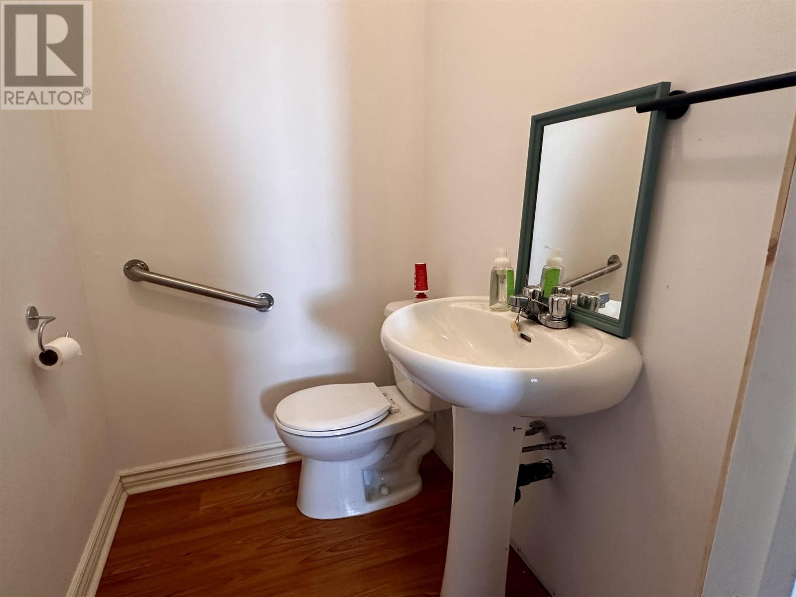 












38 Beckett BLVD

,
Elliot Lake,




Ontario
P5A3P7

