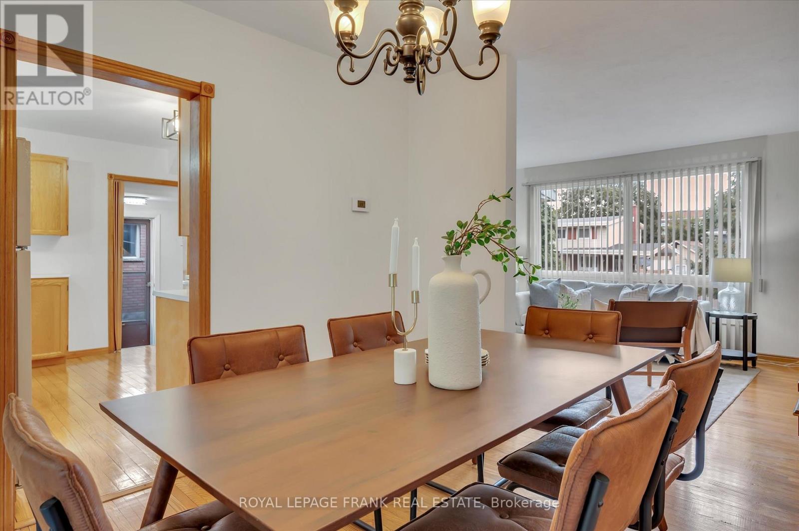 












280 GREENLAWN AVENUE

,
Peterborough (Northcrest Ward 5),




Ontario
K9H5K8

