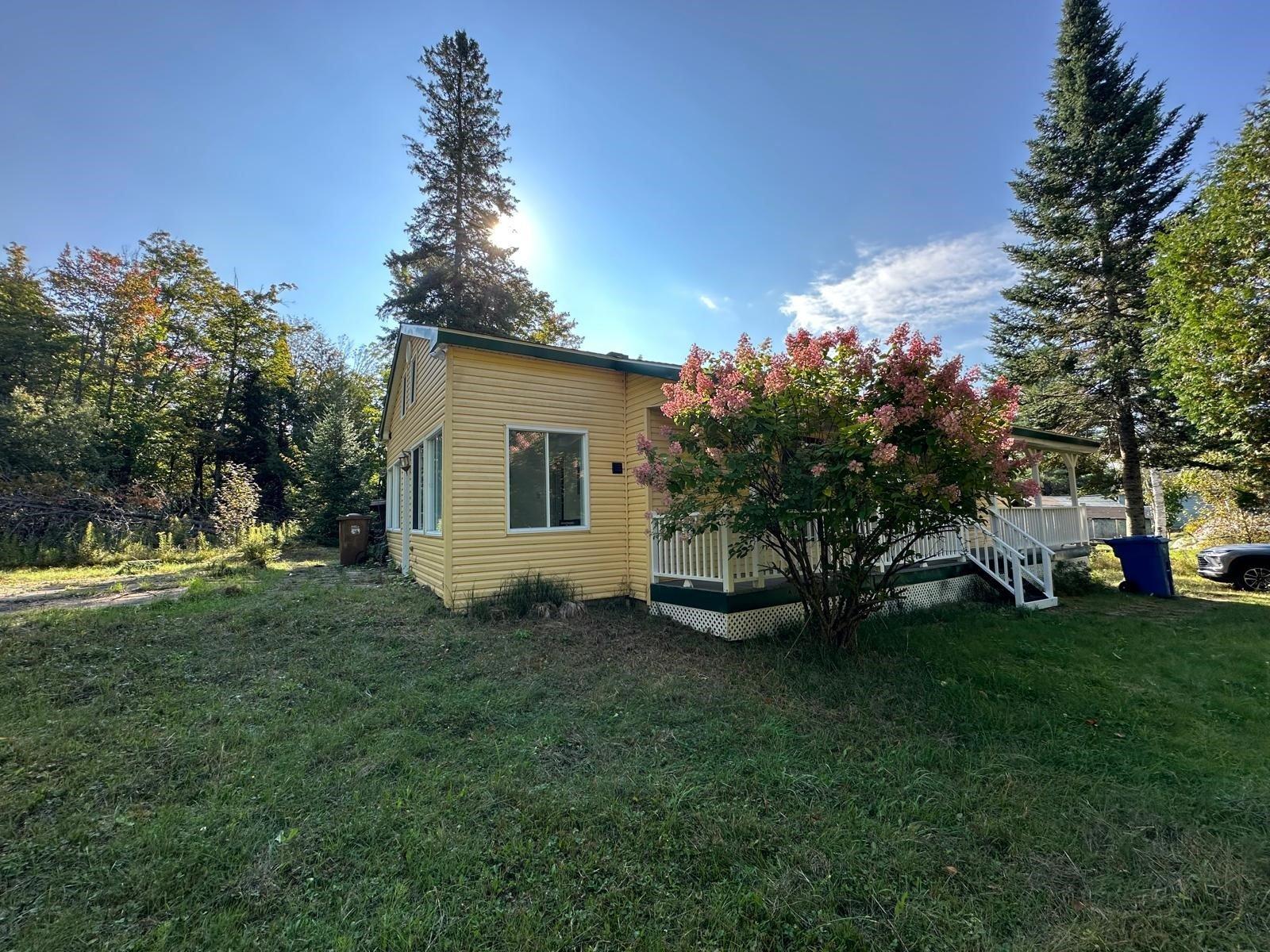 









2481


Rue Louise

,
Wentworth-Nord,




QC
J0T1Y0

