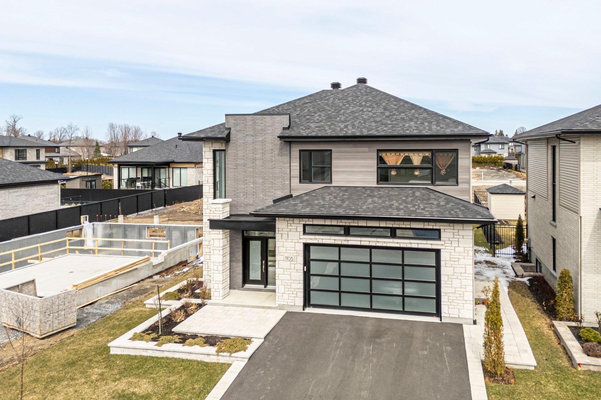









1105


Rue Jean-Vallerand

,
Boucherville,




QC
J4B0H5

