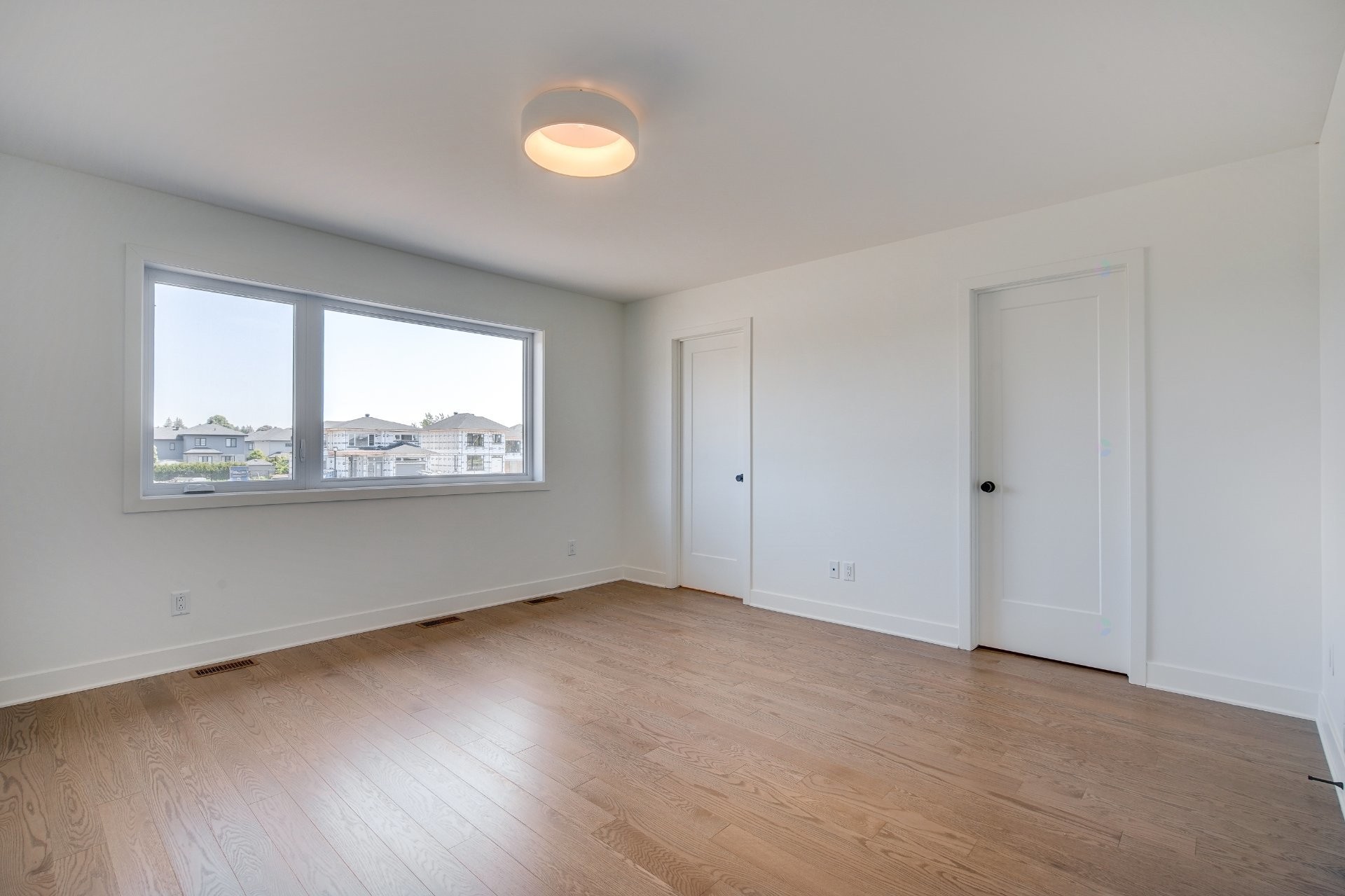 









1105


Rue Jean-Vallerand

,
Boucherville,




QC
J4B0H5

