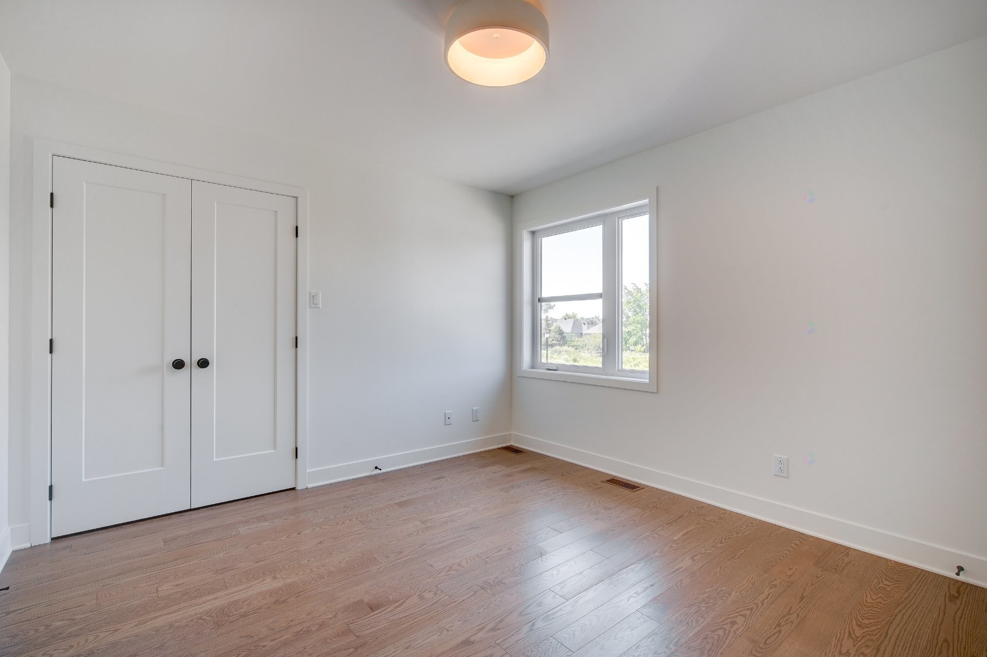 









1105


Rue Jean-Vallerand

,
Boucherville,




QC
J4B0H5

