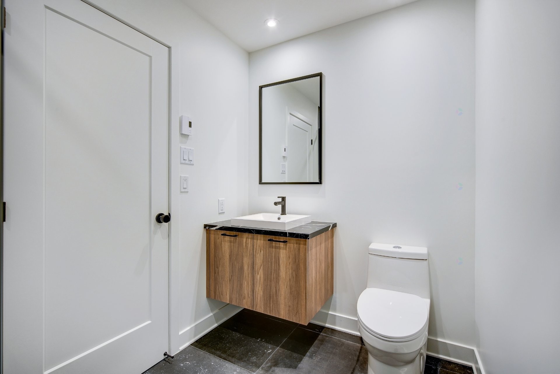 









1105


Rue Jean-Vallerand

,
Boucherville,




QC
J4B0H5

