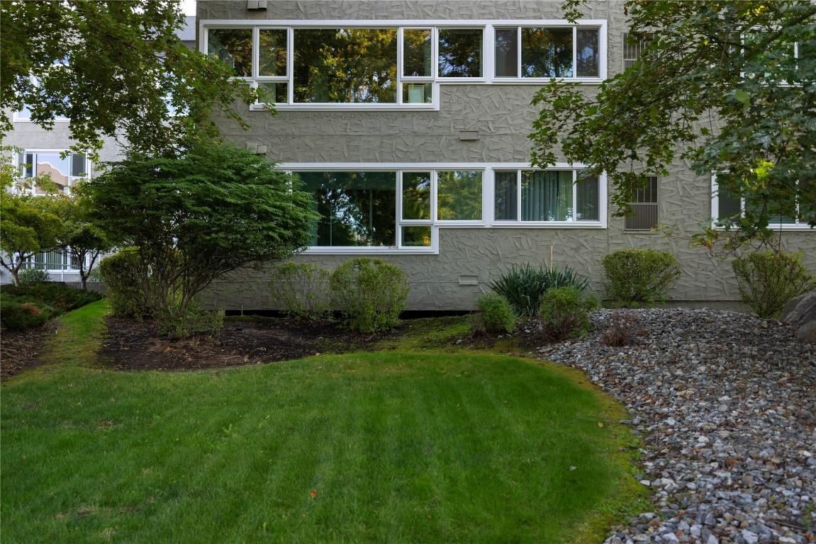 









1045


Sutherland

Avenue, 115B,
Kelowna,




BC
V1Y 5Y1

