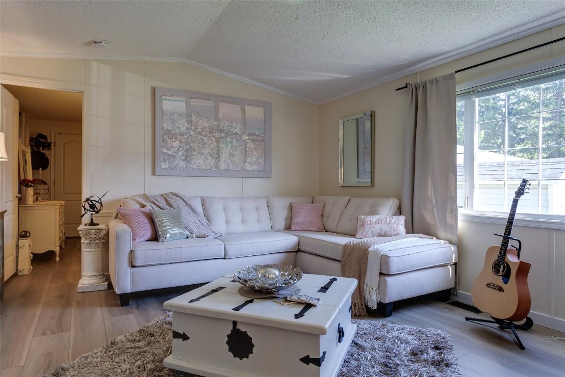 









1850


Shannon Lake

Road, 23,
West Kelowna,




BC
V4T 1L6

