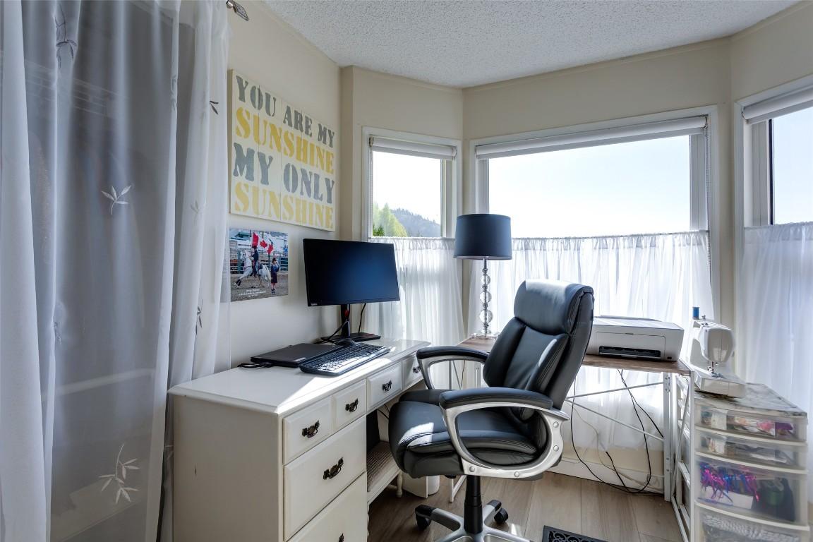 









1850


Shannon Lake

Road, 23,
West Kelowna,




BC
V4T 1L6

