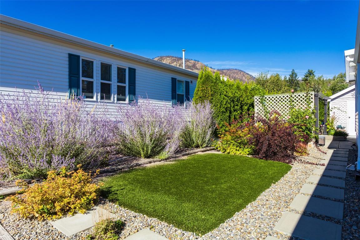 









1850


Shannon Lake

Road, 23,
West Kelowna,




BC
V4T 1L6

