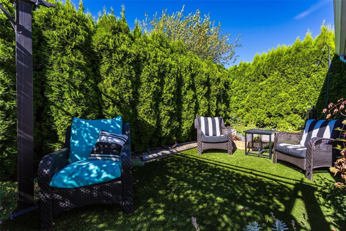 









1850


Shannon Lake

Road, 23,
West Kelowna,




BC
V4T 1L6

