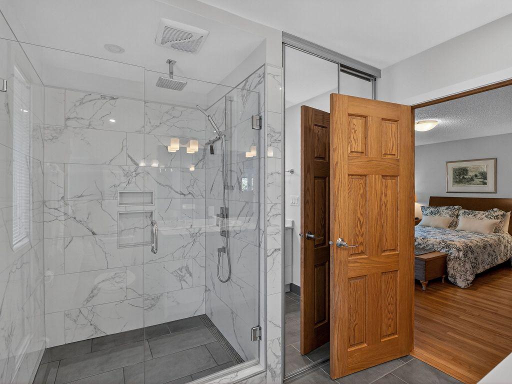 









832


Montigny

Road,
West Kelowna,




BC
V1Z 1S2

