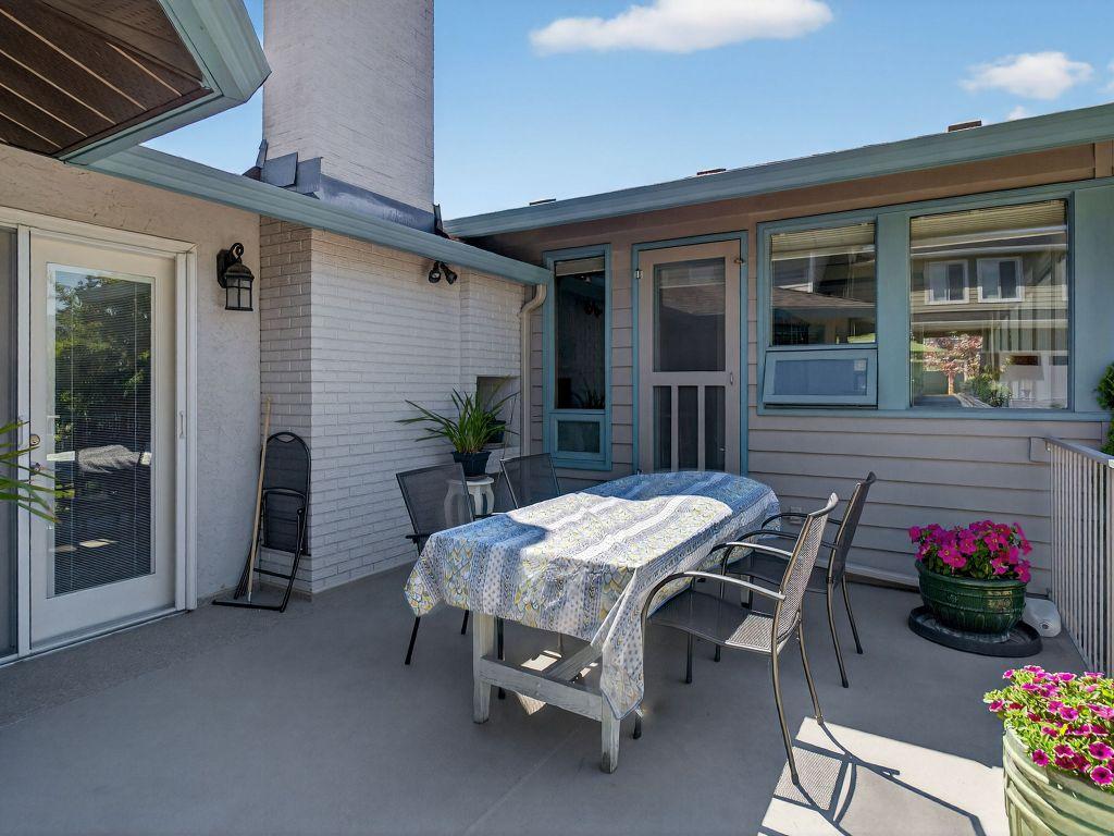 









832


Montigny

Road,
West Kelowna,




BC
V1Z 1S2

